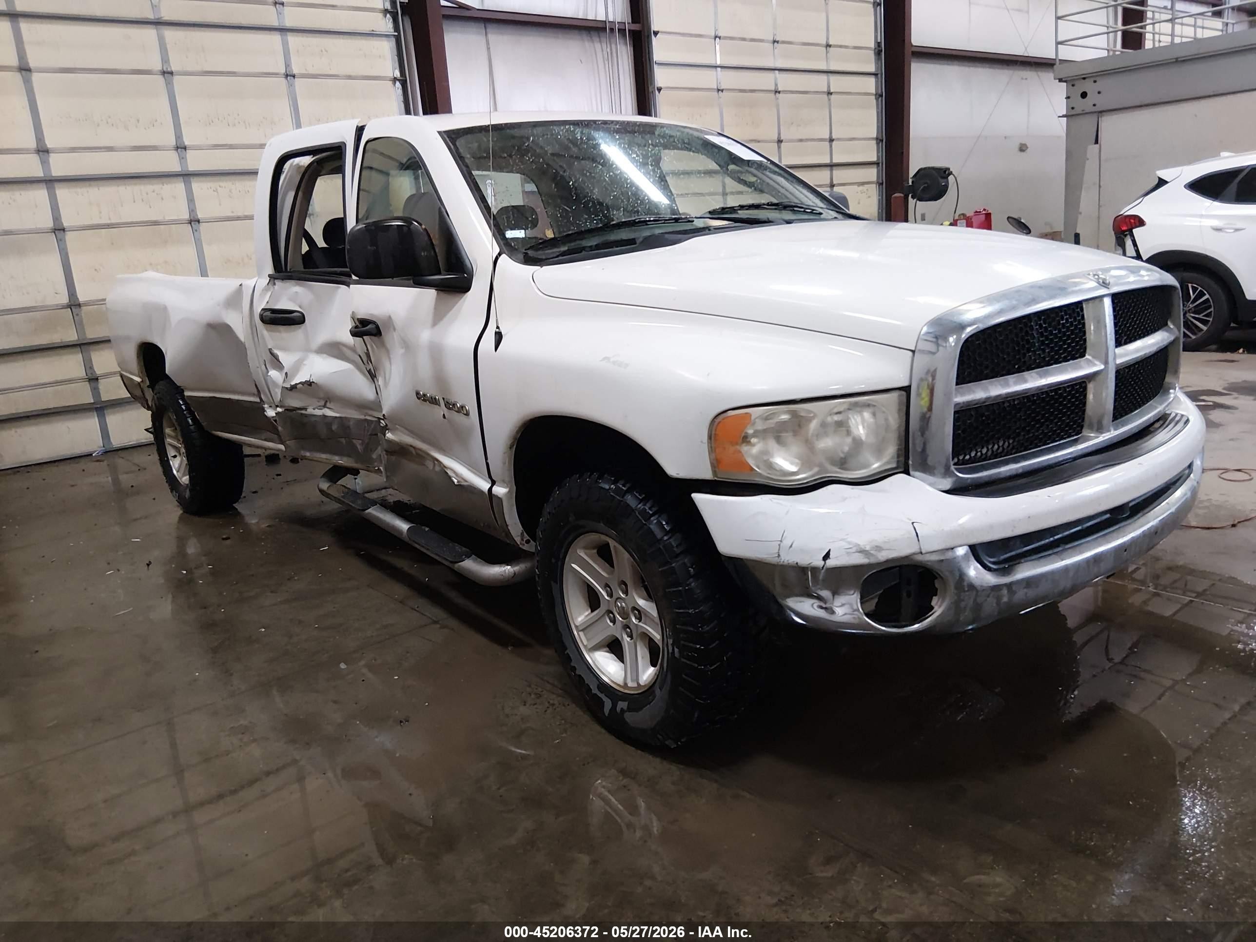 2005 Dodge 1500 SLT, VIN 1D7HU18N05J538721 — Зад