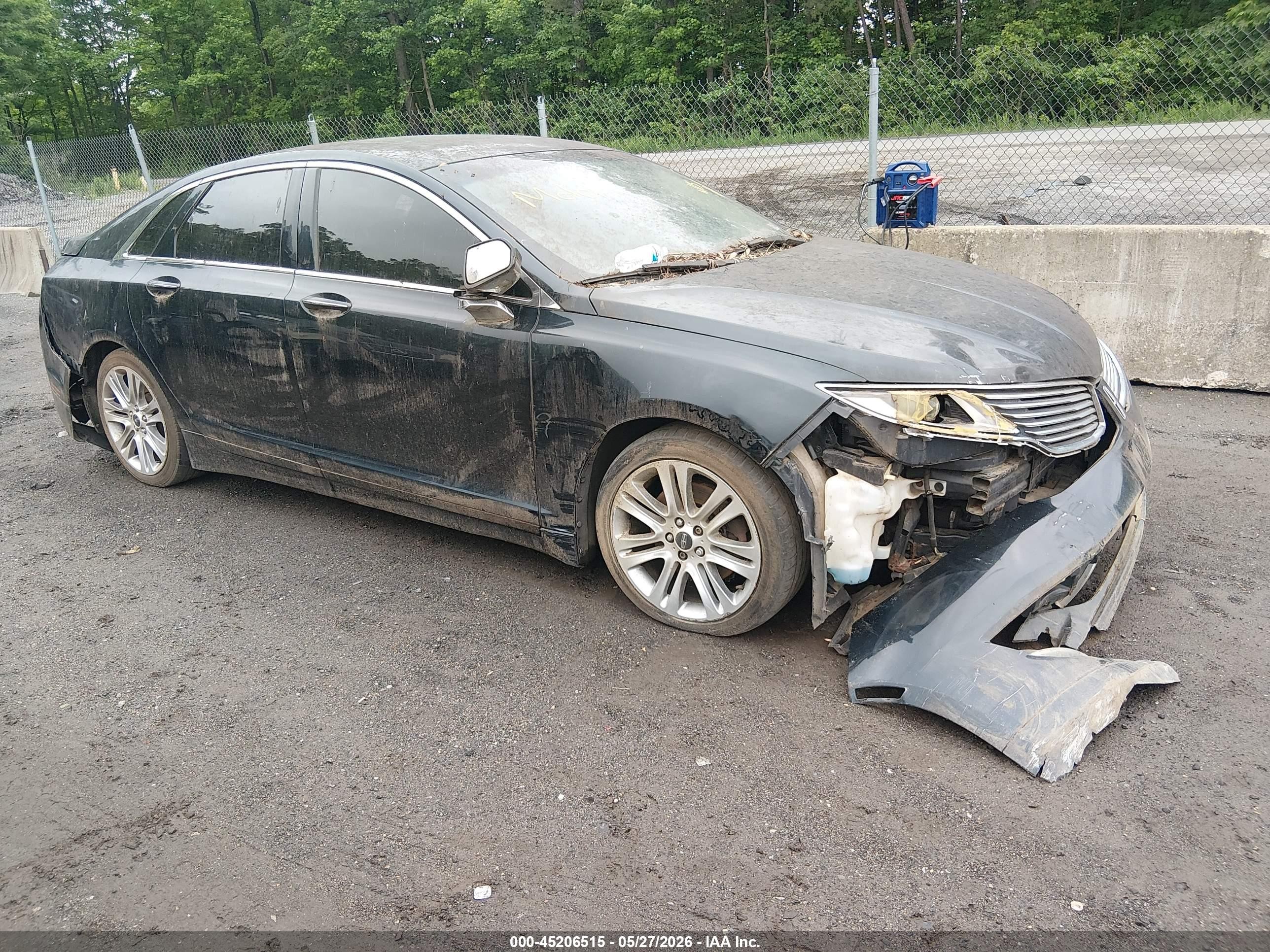 2014 Lincoln MKZ, VIN 3LN6L2J93ER801230 — Normal wear