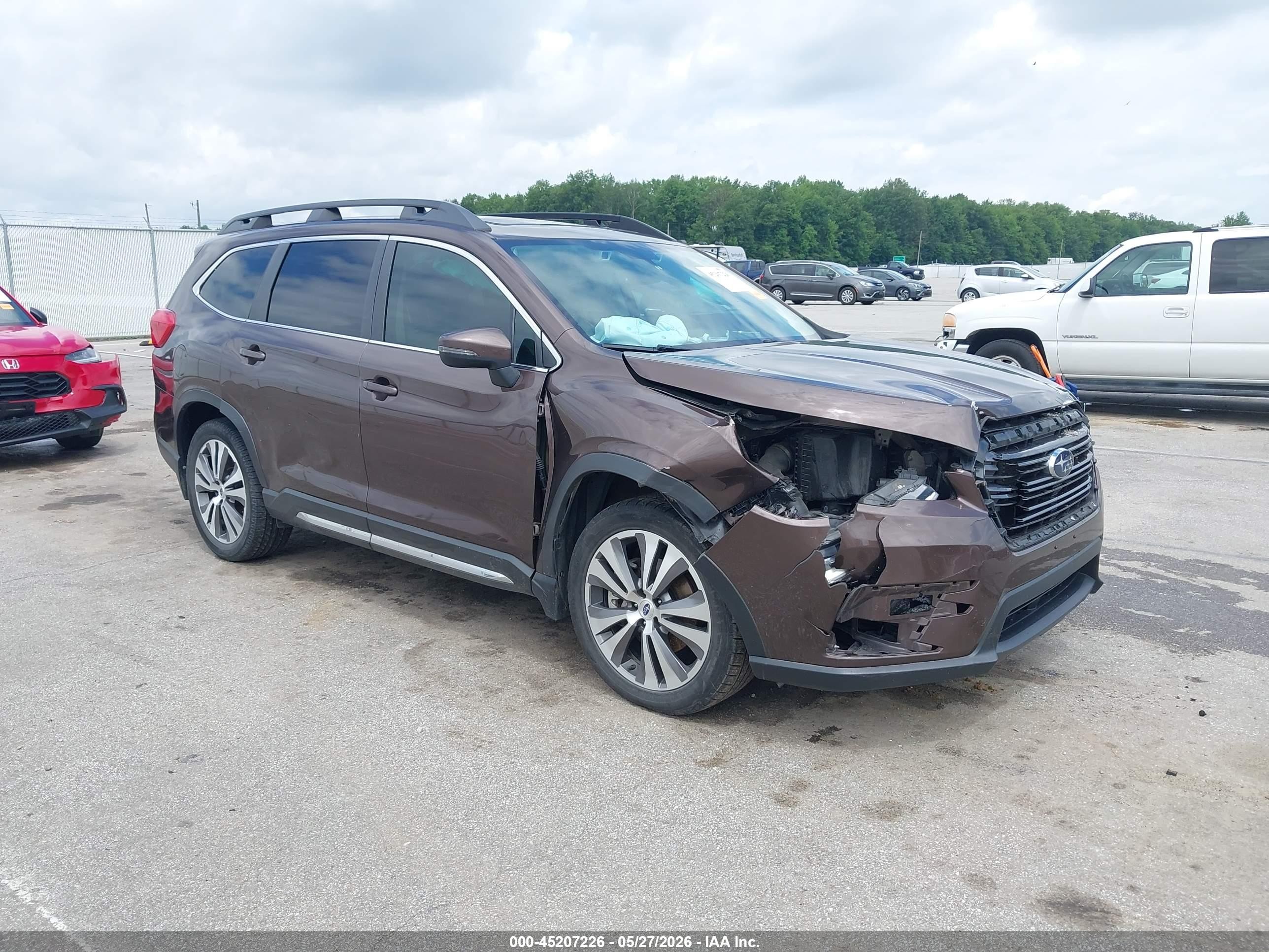 2021 Subaru Ascent Limited, VIN 4S4WMAPDXM3403710 — Front end