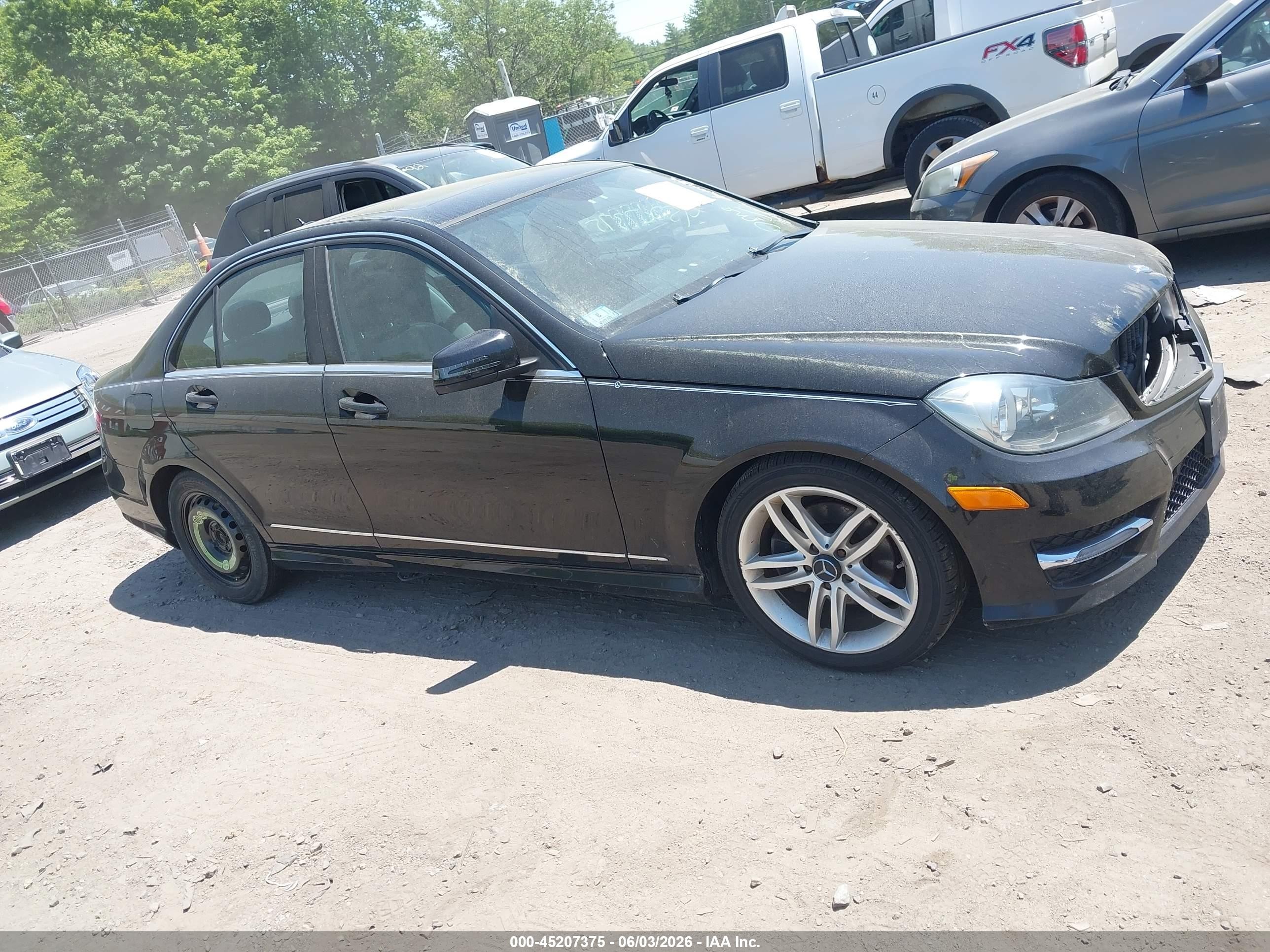 2012 Mercedes-Benz C 300 Sport, VIN WDDGF8BB1CR197437 — Fresh water flood