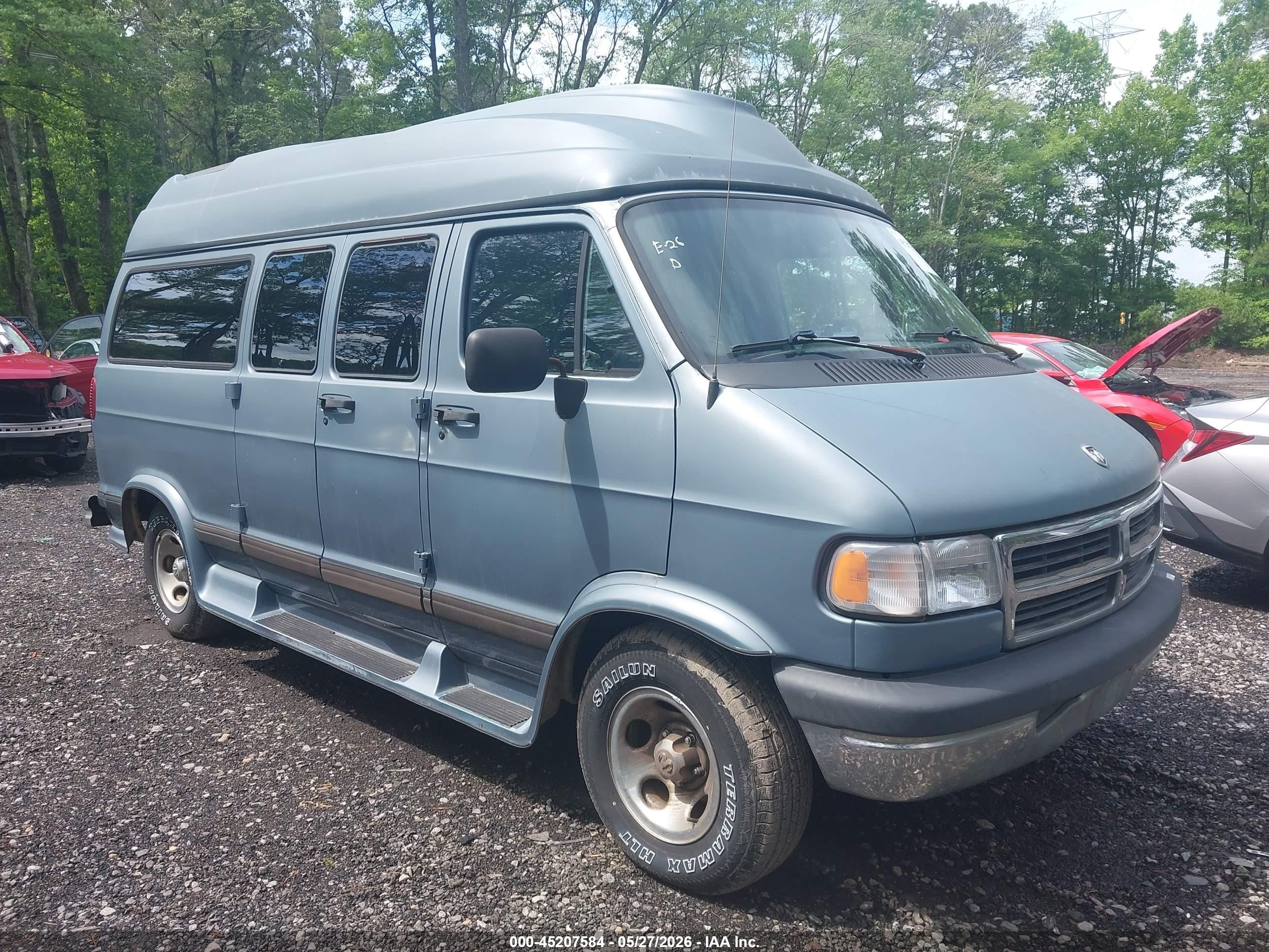 1996 Dodge Passenger, VIN 2B4HB25Y0TK124714 — Обычный износ