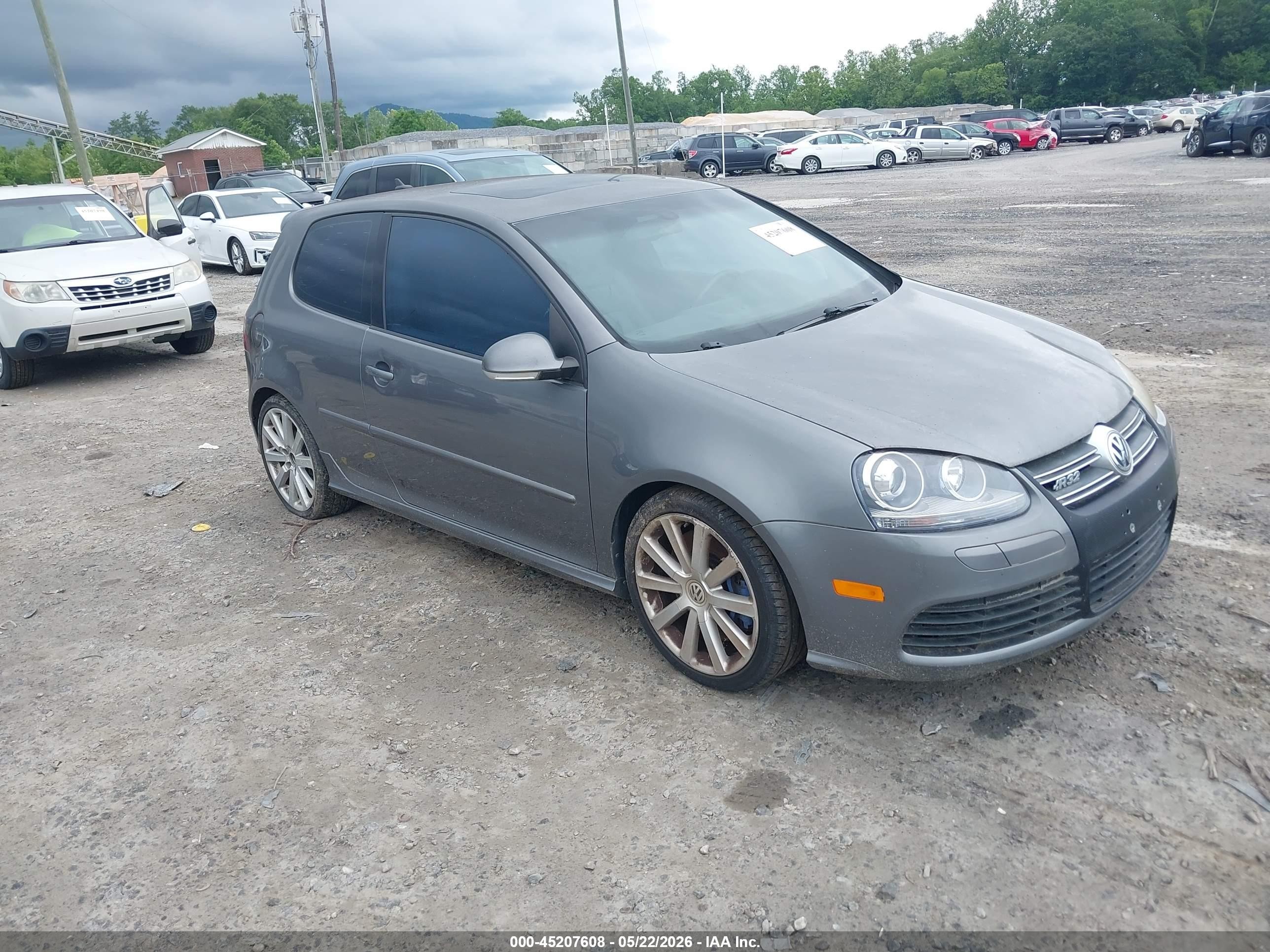 2008 Volkswagen R32, VIN WVWKC71K38W268946 — Normal wear