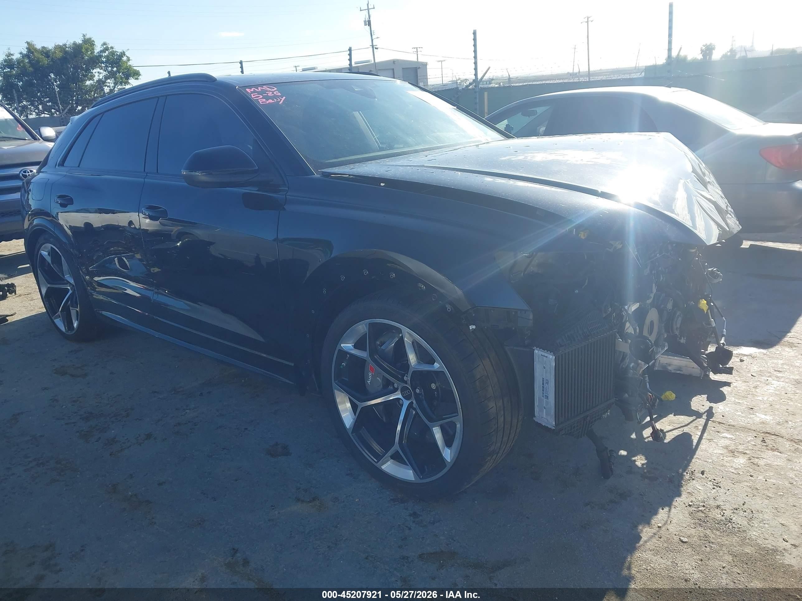 2025 Audi RS Q8 performance, VIN WU1ARBF18SD035471 — Front end