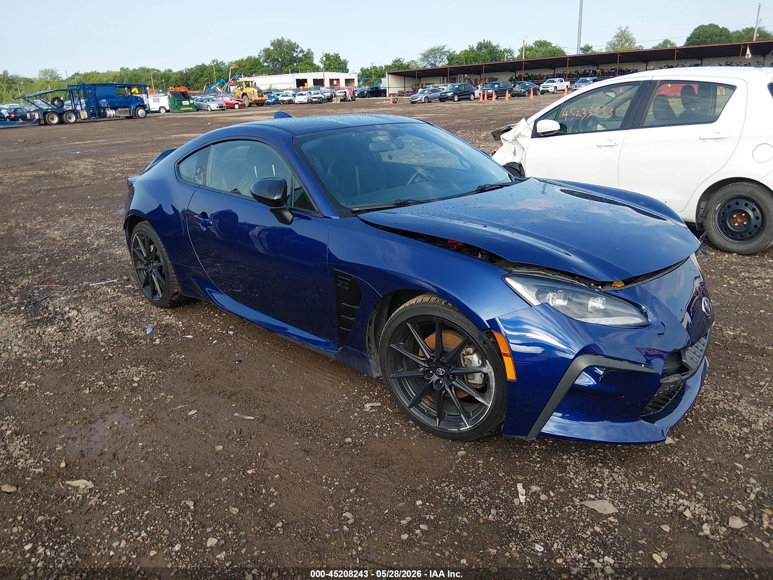2022 Toyota 86 Premium, VIN JF1ZNBF14N8751136 — Front end