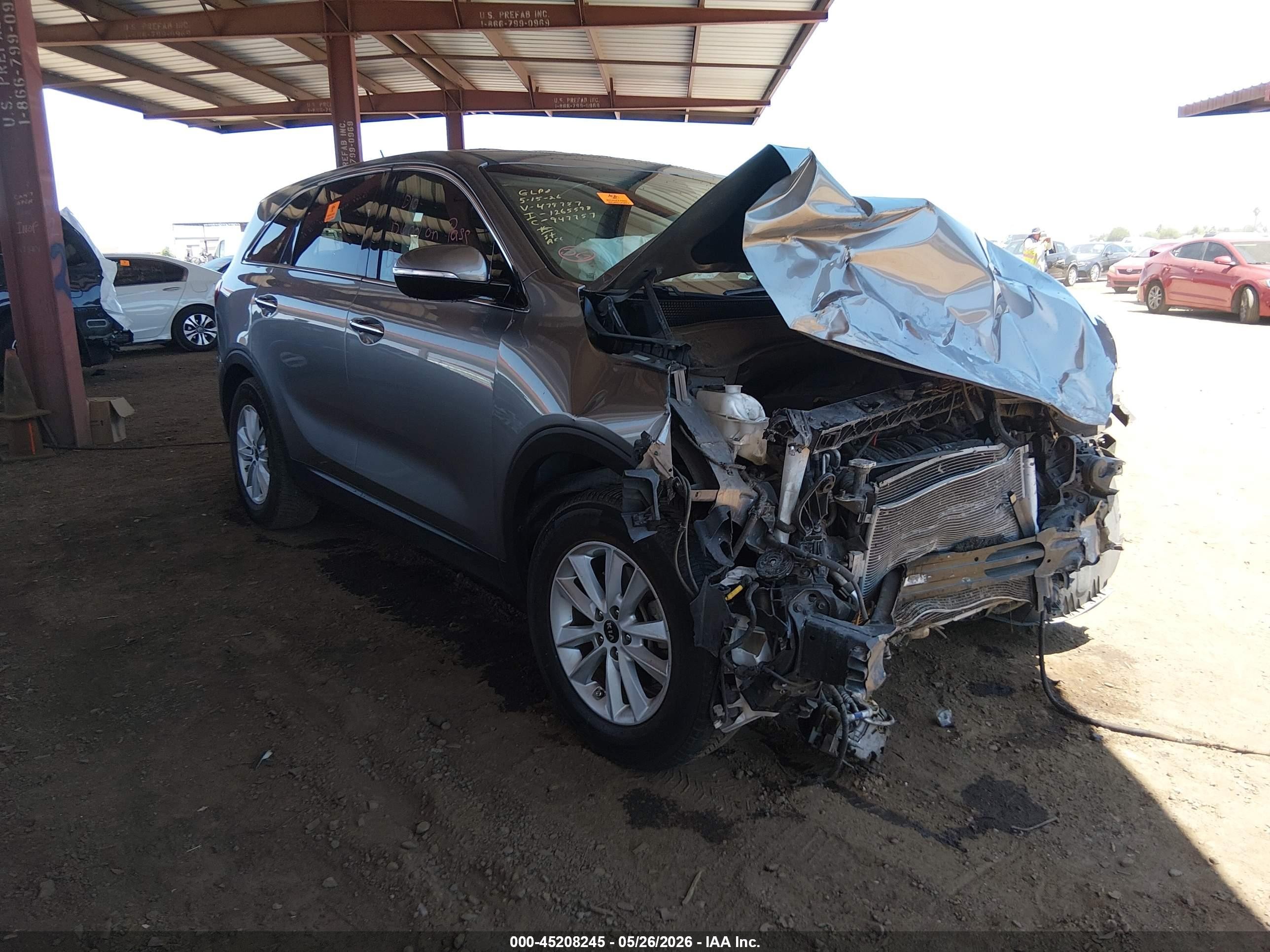 2019 Kia Sorento LX, VIN 5XYPG4A36KG479502 — Front end