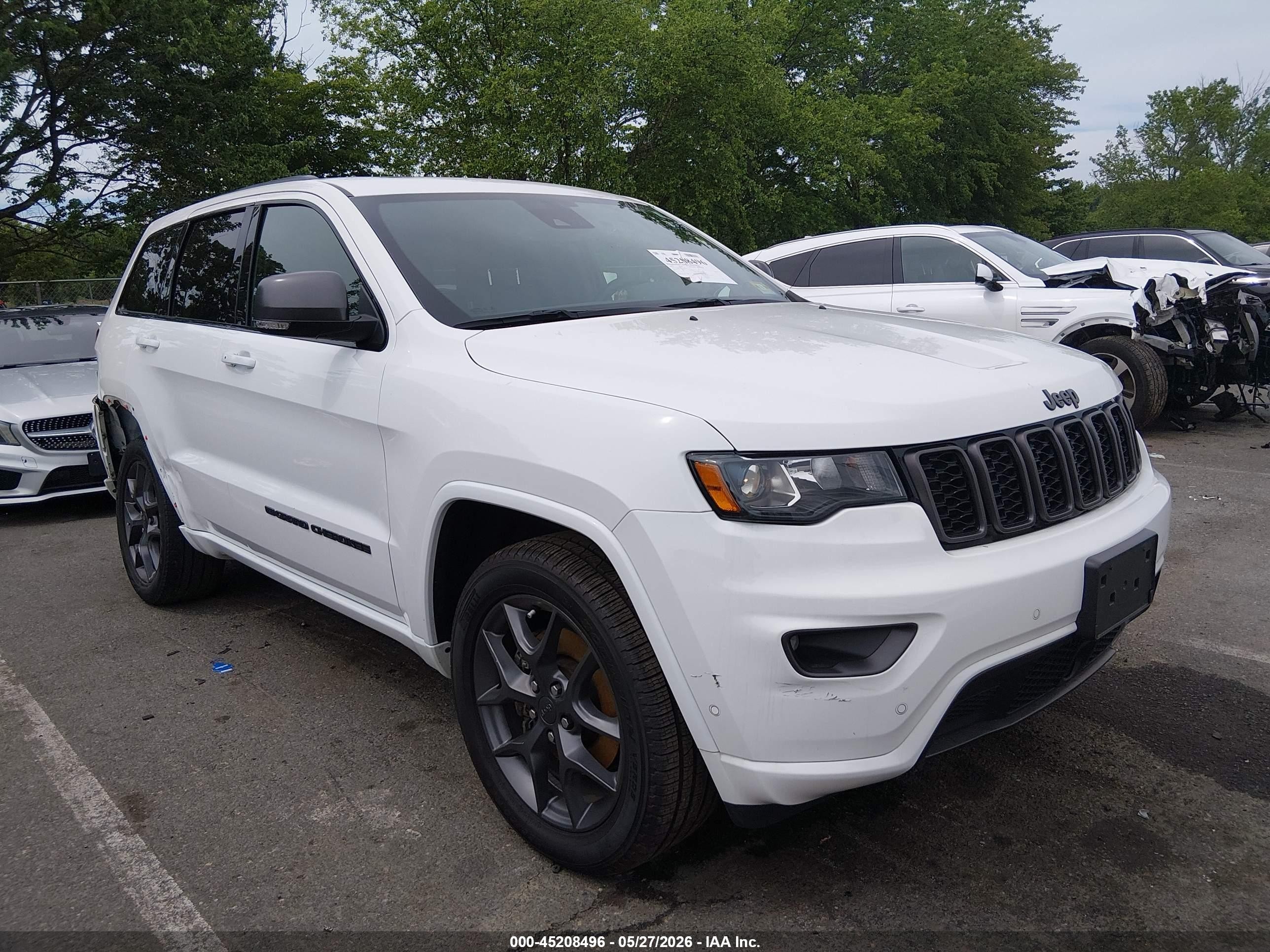 2021 Jeep Grand Cherokee Limited, VIN 1C4RJFBG8MC501630 — Side