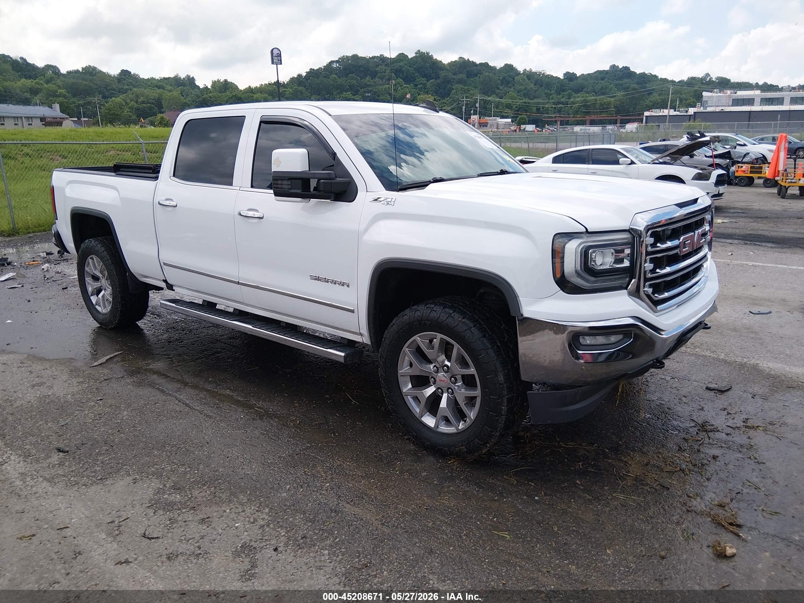 2016 GMC Sierra 1500 SLT, VIN 3GTU2NEC7GG143240 — Side