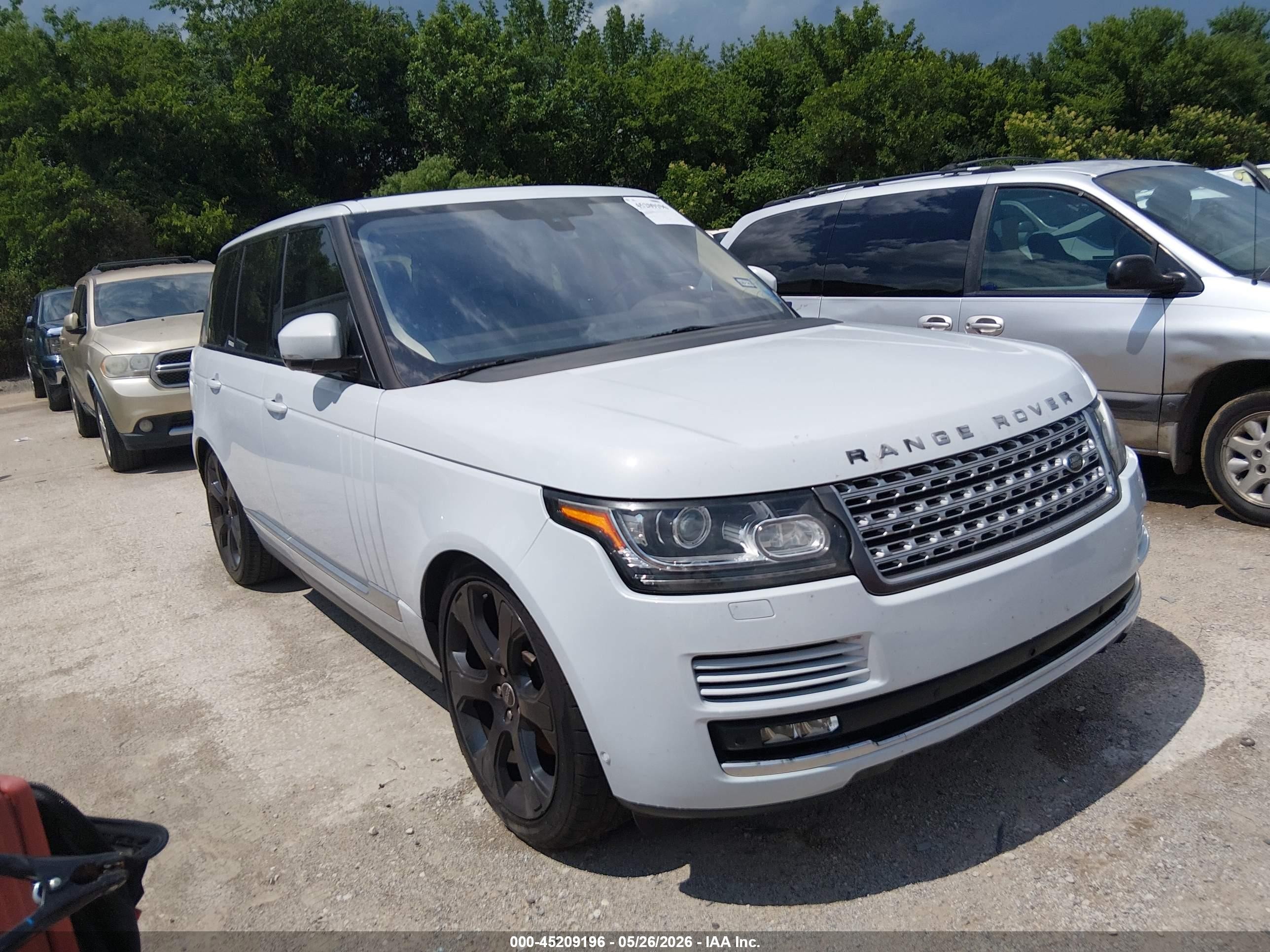 2016 Land Rover Range Rover HSE, VIN SALGS2KF9GA258410 — Normal wear