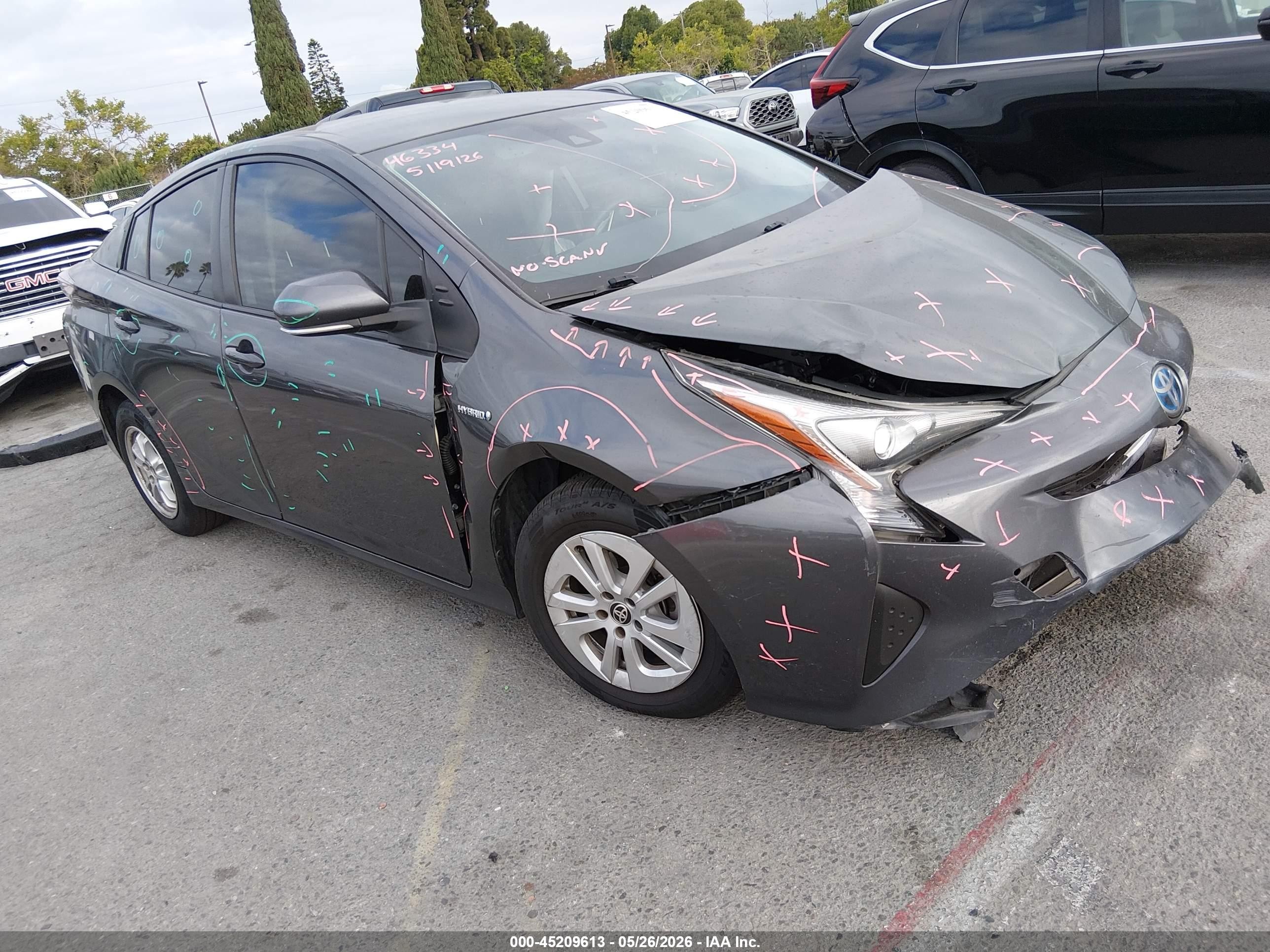 2017 Toyota Prius Two, VIN JTDKBRFU9H3030979 — Front end