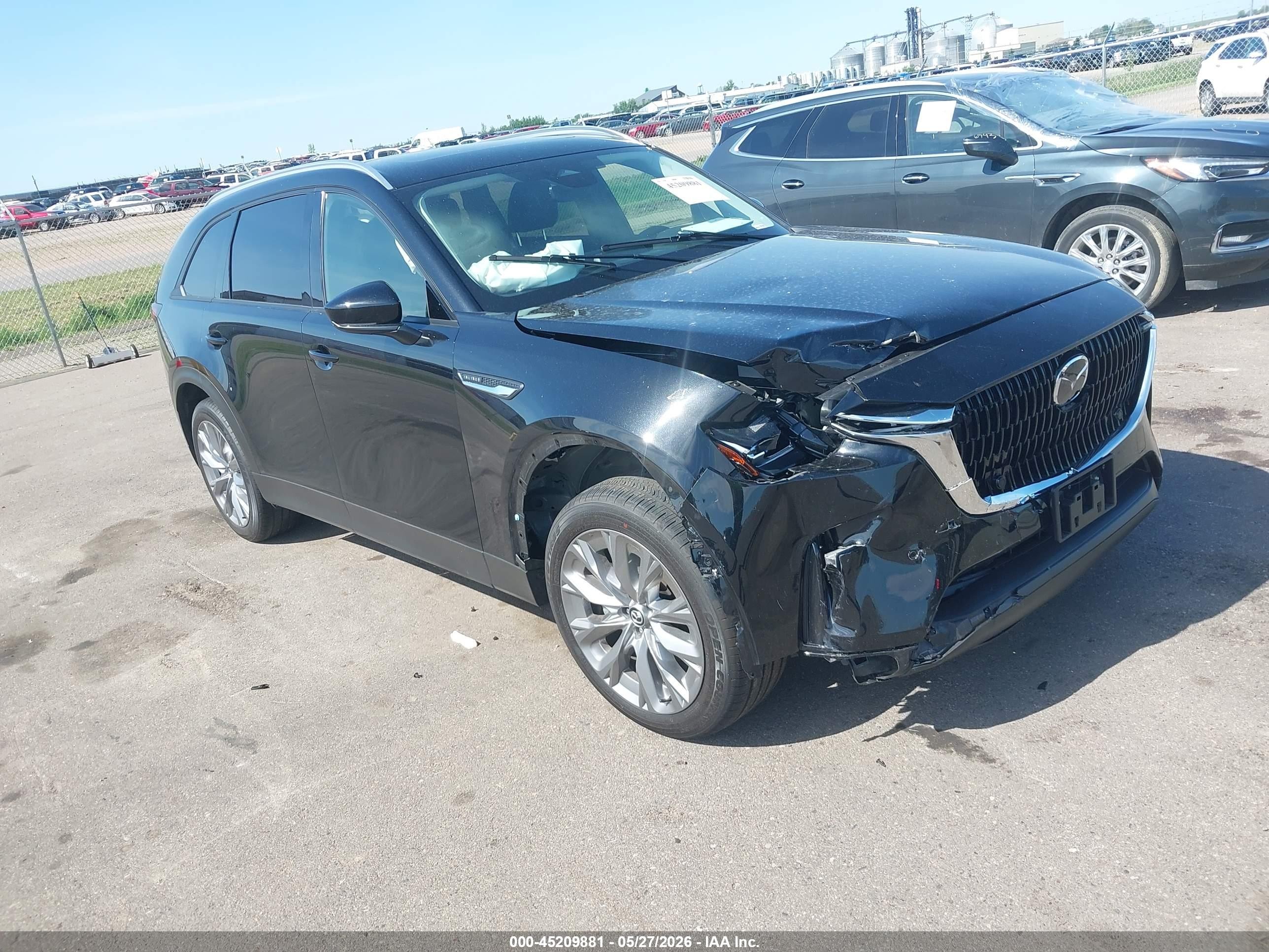 2026 Mazda CX-90 Preferred, VIN JM3KKBHD6T1374060 — Front end