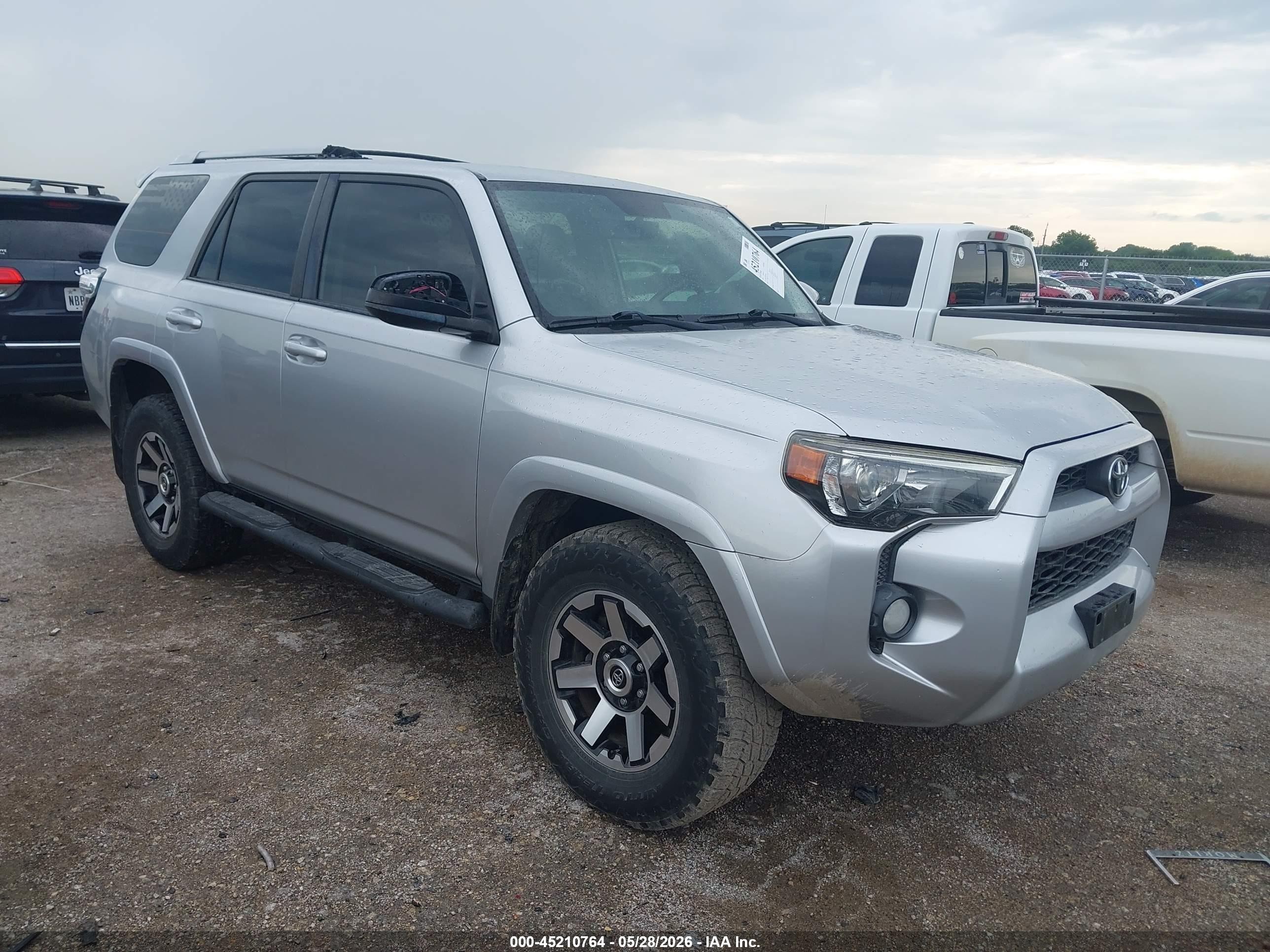 2018 Toyota 4Runner Limited, VIN JTEZU5JR2J5170950 — Град