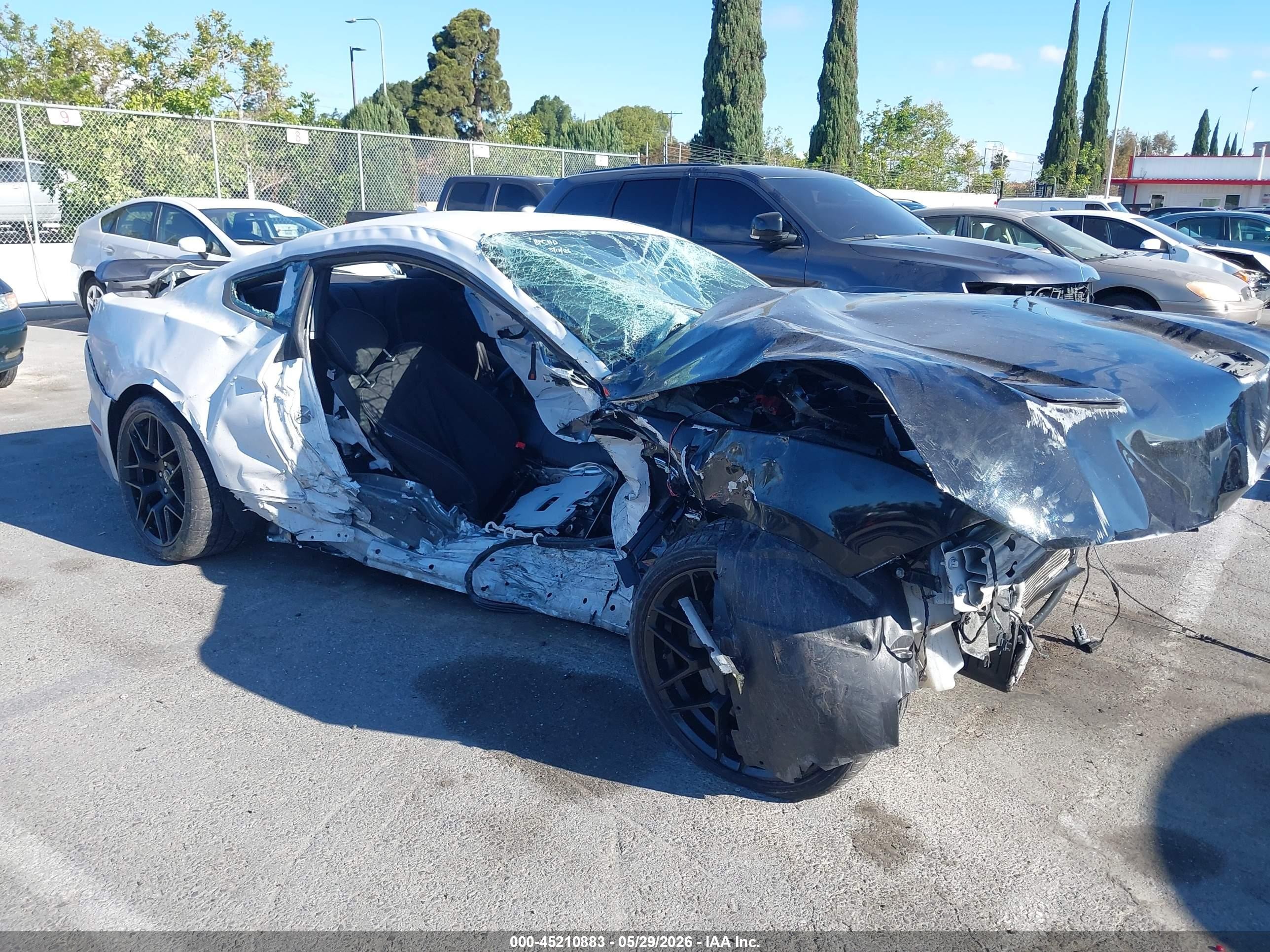 2020 Ford Mustang GT, VIN 1FA6P8CF2L5182897 — Side