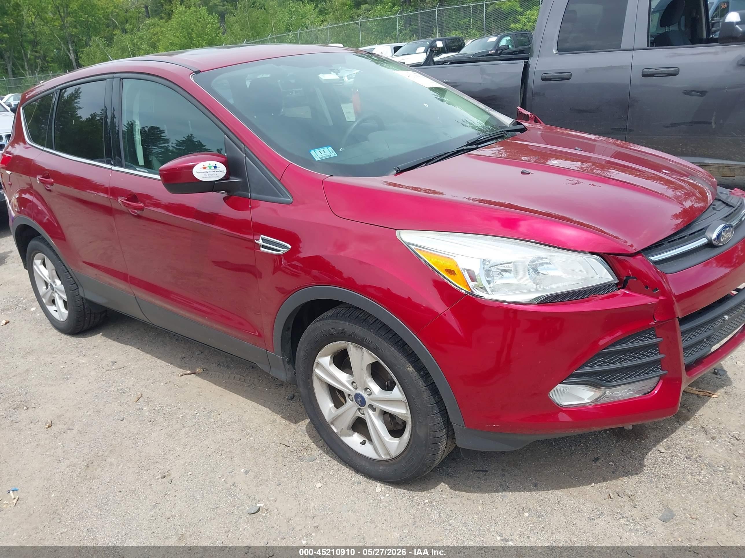 2015 Ford Escape SE, VIN 1FMCU9GX0FUA72127 — Front end