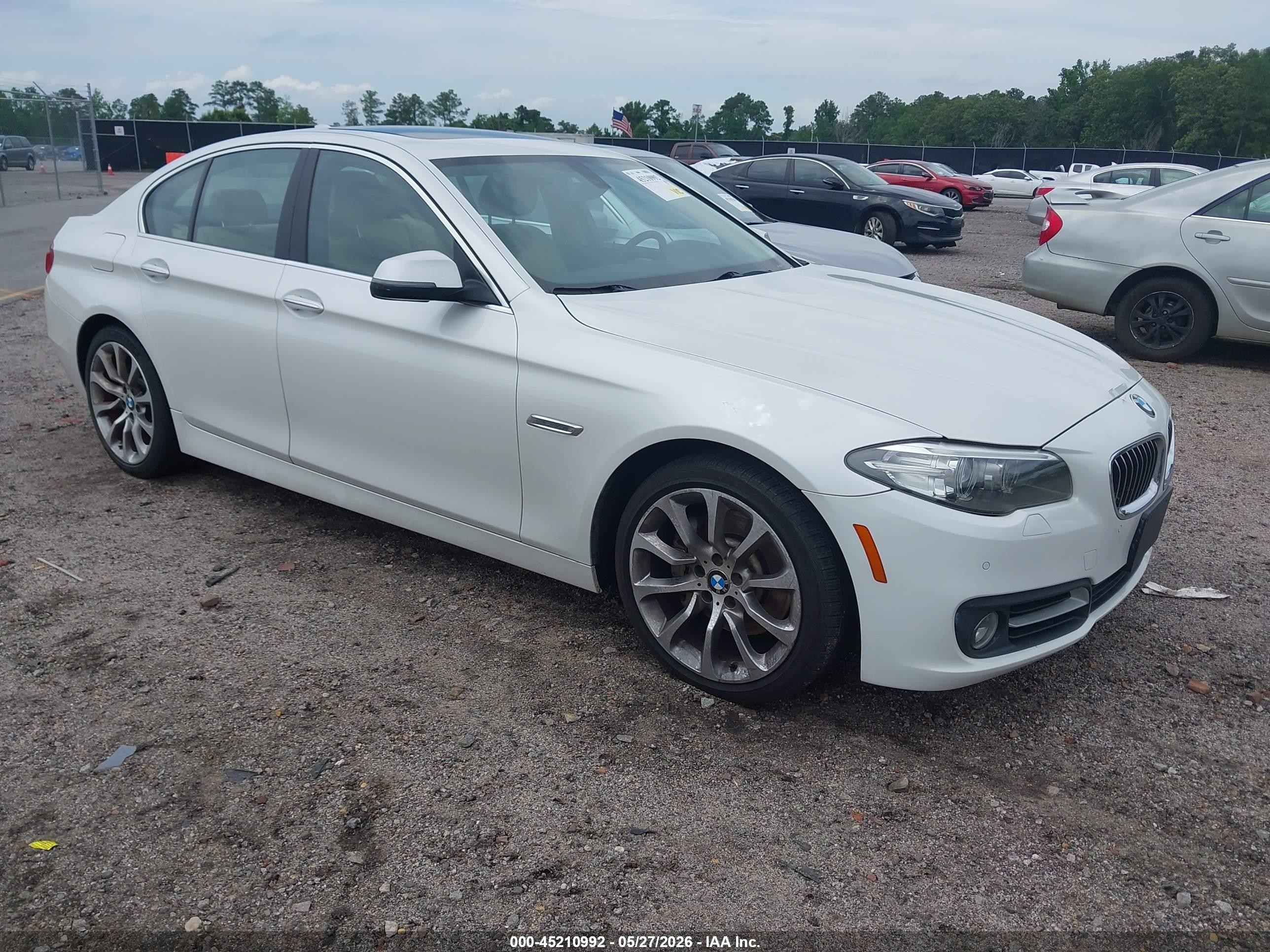 2016 BMW 5 Series 535i xDrive, VIN WBA5B3C59GD549897 — Front end
