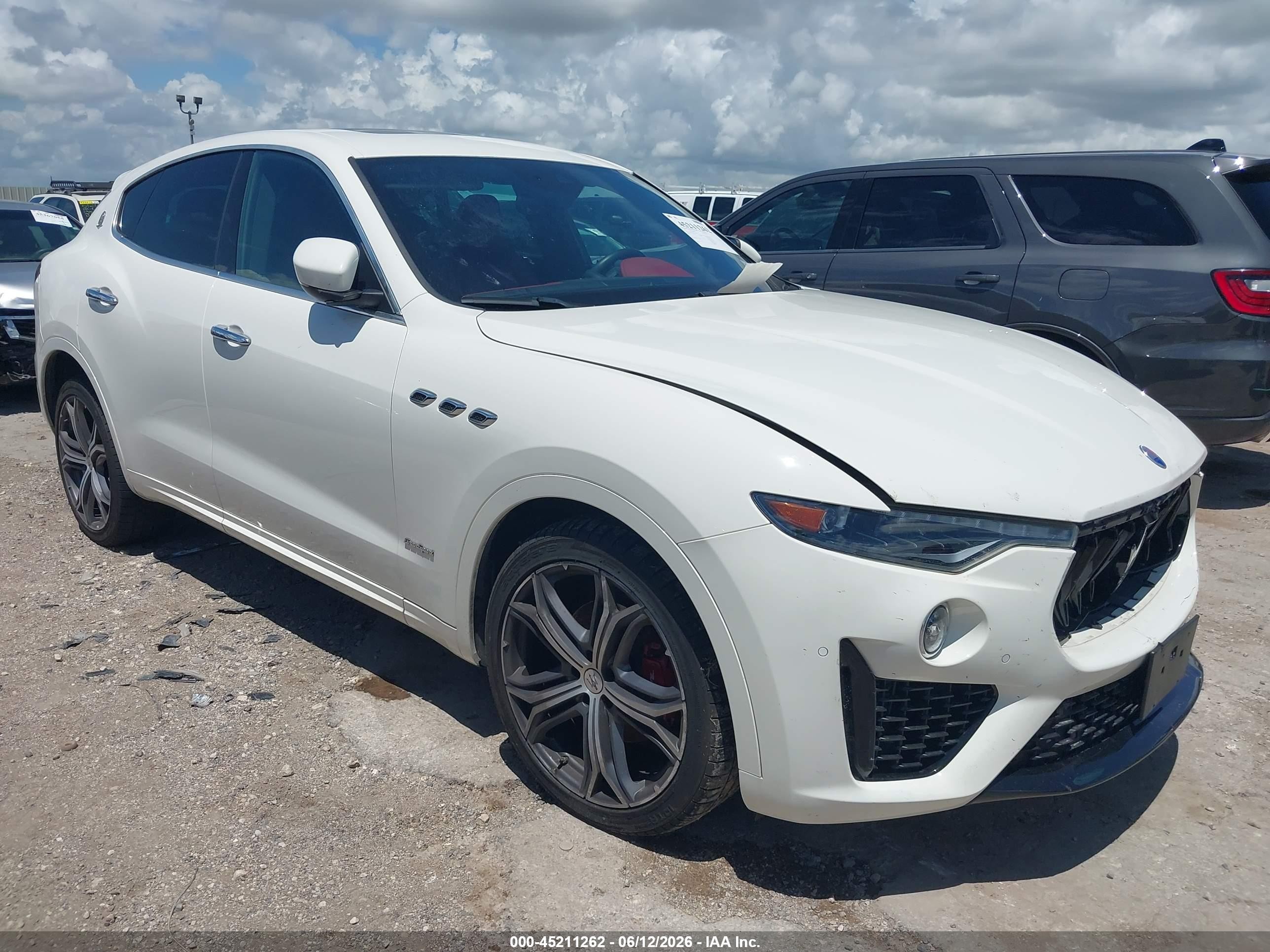 2021 Maserati Levante GranSport, VIN ZN661XUS9MX372749 — Перед