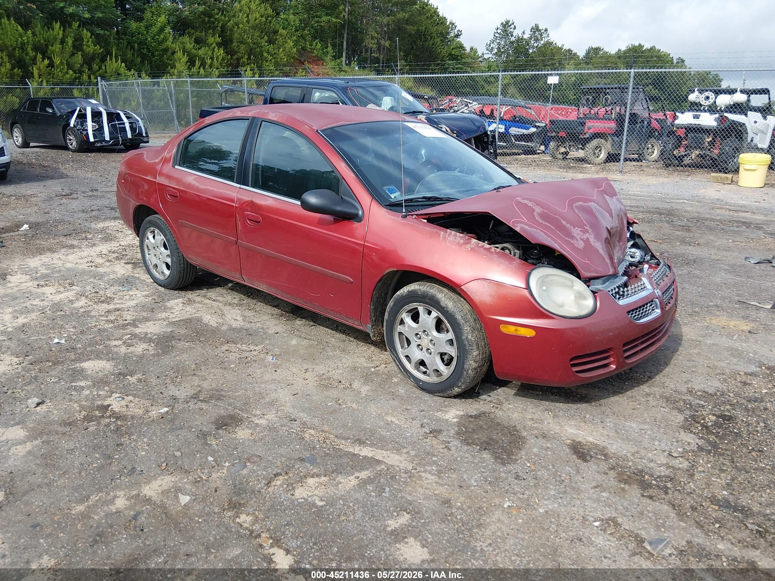 2005 Dodge Neon SXT, VIN 1B3ES56C05D110675 — Перед