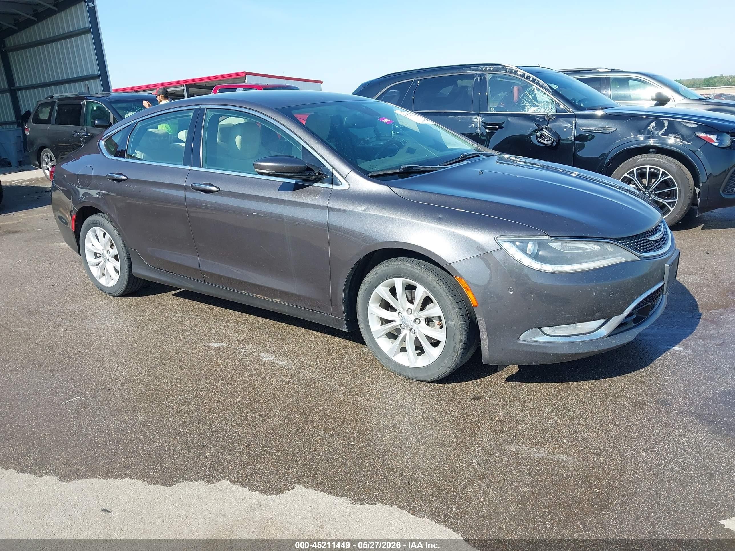 2015 Chrysler 200 C, VIN 1C3CCCCB4FN732487 — Storm