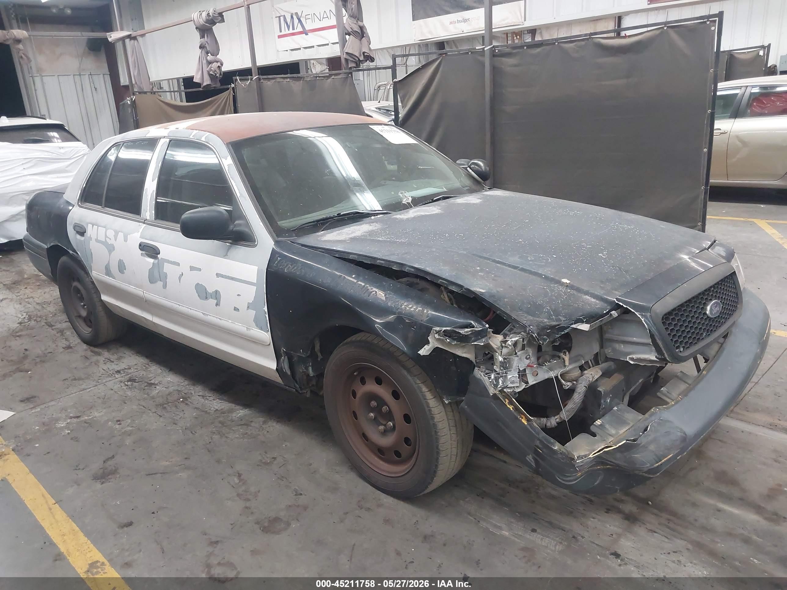 2007 Ford Police Interceptor, VIN 2FAFP71W07X125082 — Front end