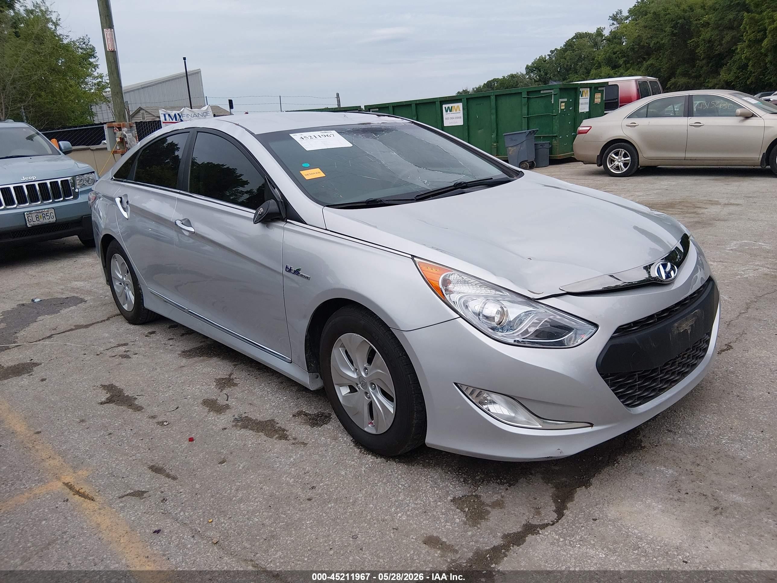 2015 Hyundai Sonata Limited, VIN KMHEC4A40FA135337 — Roof