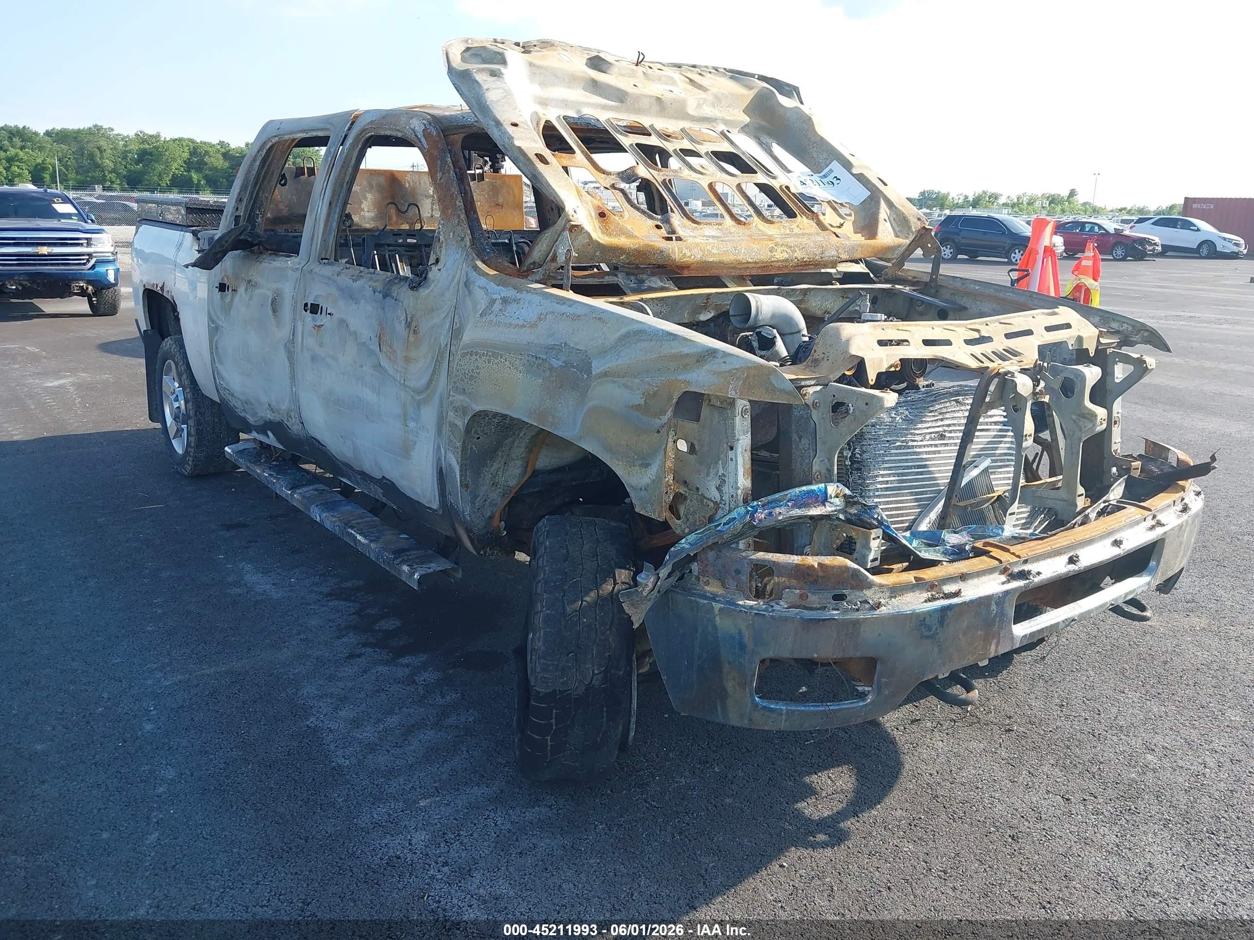 2014 Chevrolet Silverado 2500HD LT, VIN 1GC1KXC8XEF132311 — Burn