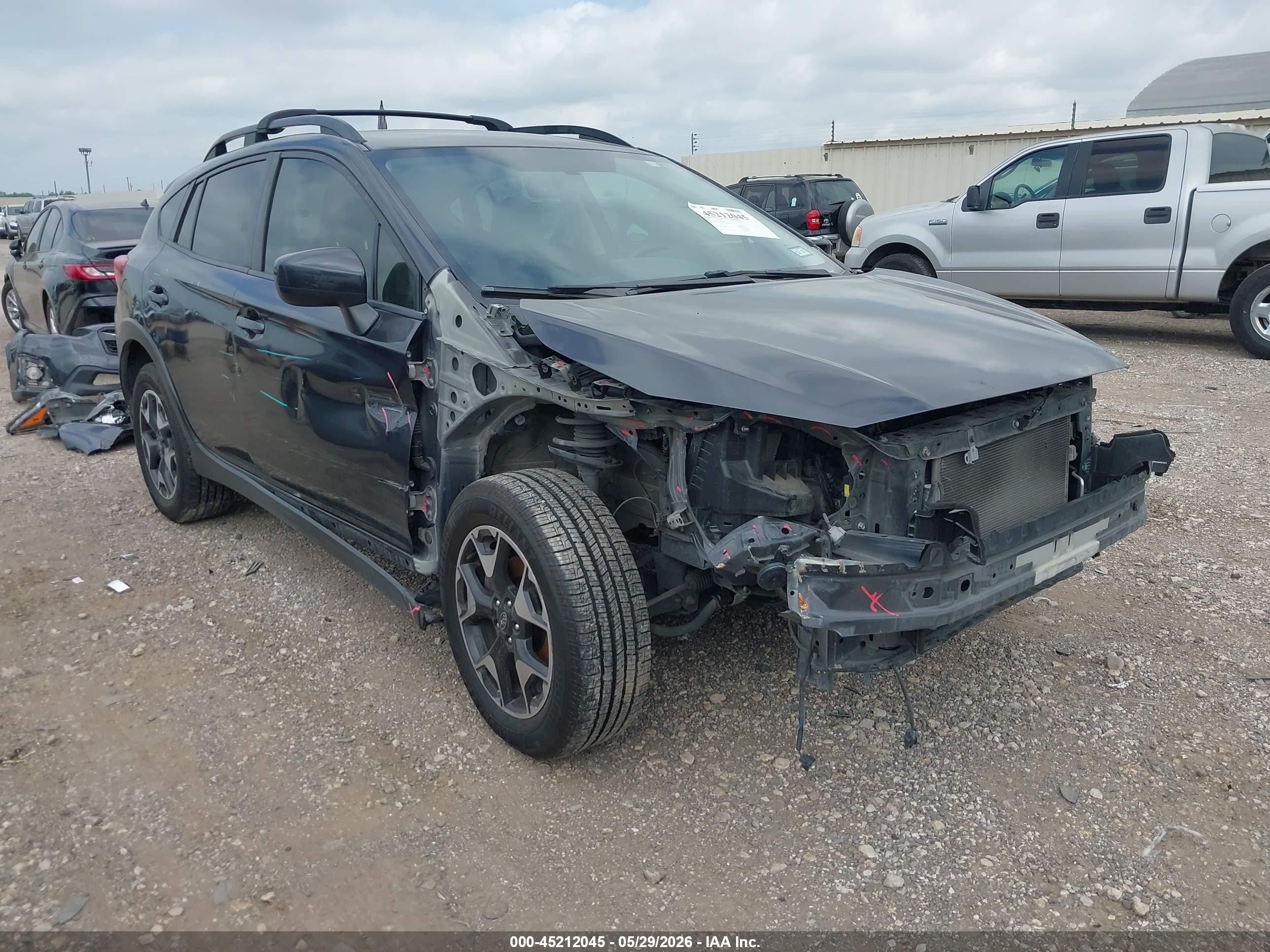 2019 Subaru Crosstrek Premium, VIN JF2GTACC3K9203868 — Front end