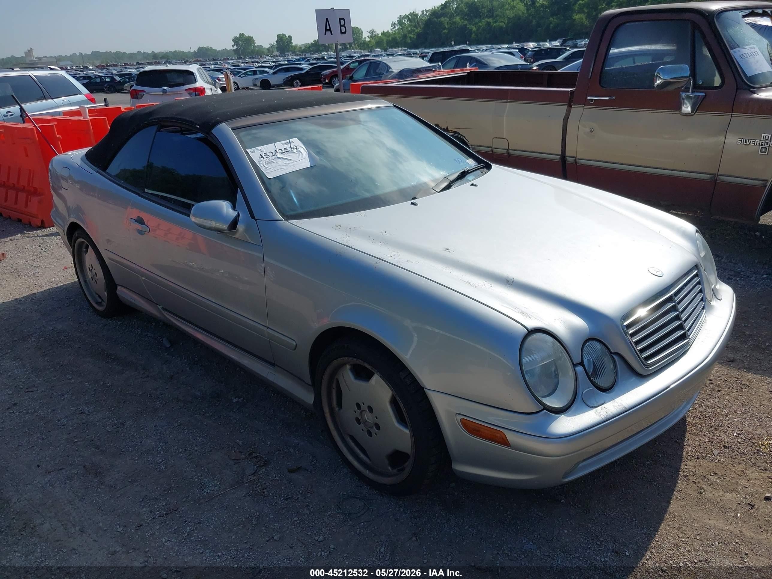 2002 Mercedes-Benz CLK 55 AMG, VIN WDBLK74G02T124082 — Normal wear