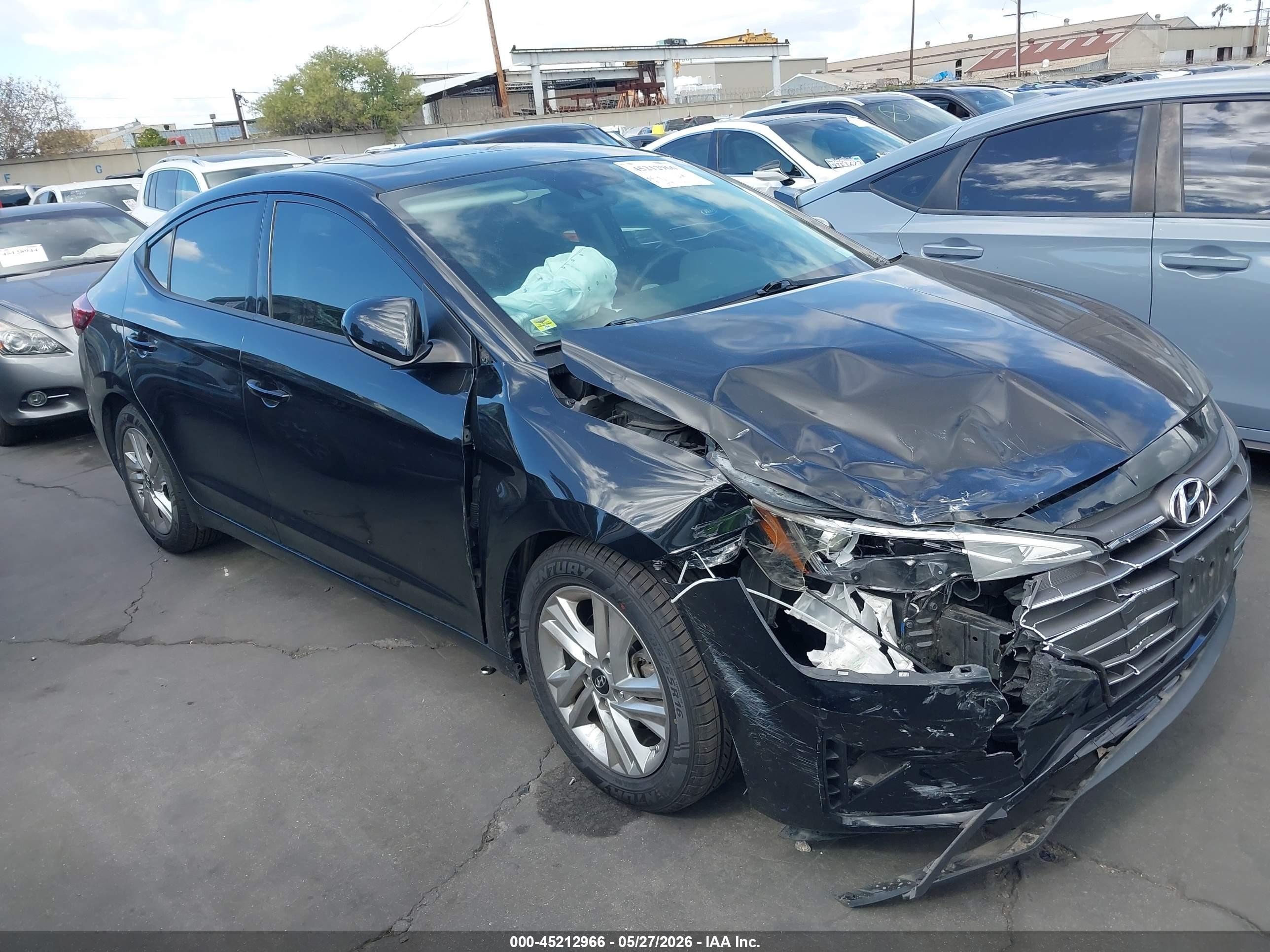 2020 Hyundai Elantra Value Edition, VIN 5NPD84LF1LH604309 — Front end