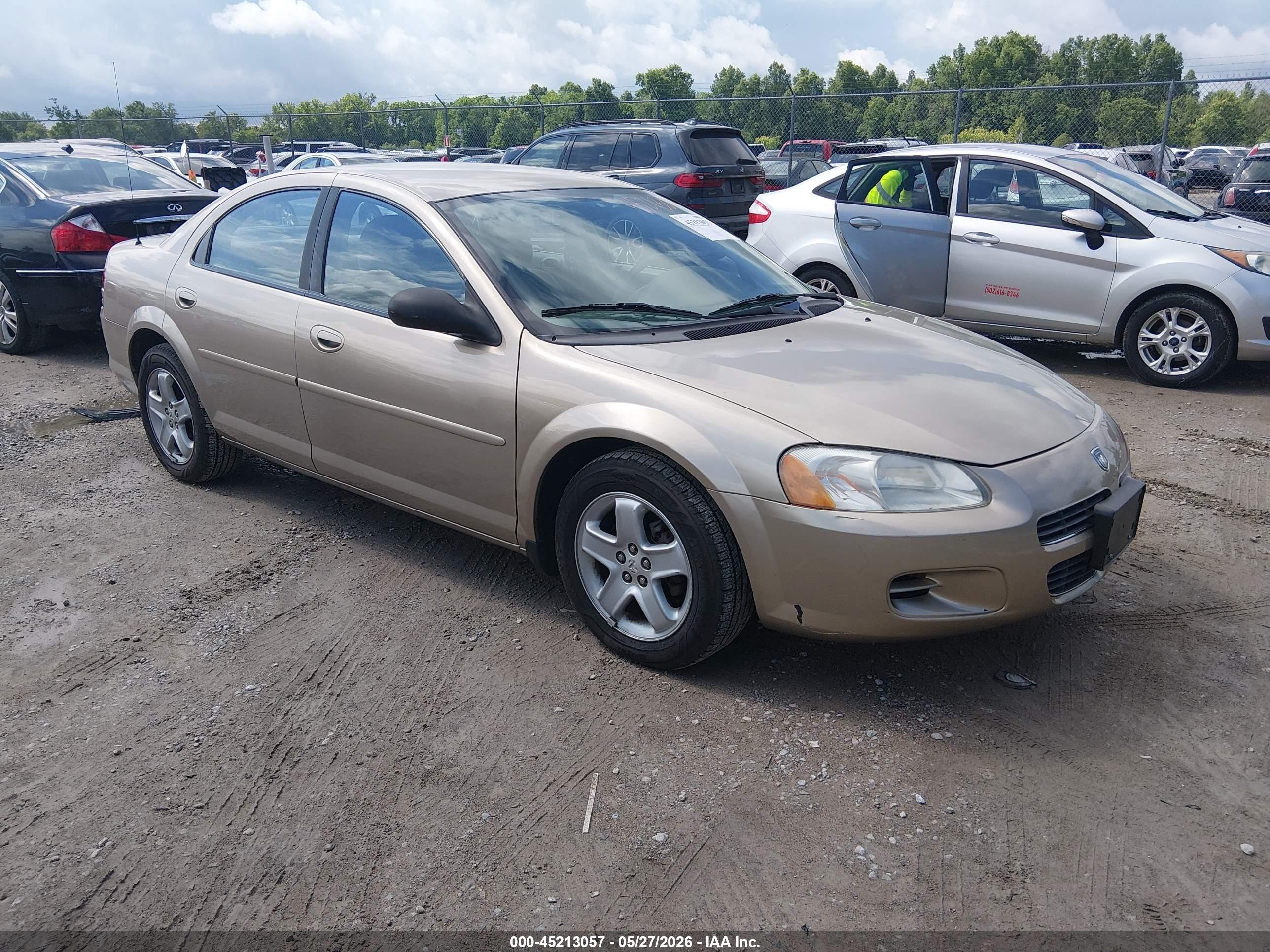 2002 Dodge Stratus SXT, VIN 1B3EL46XX2N285077 — Normal wear