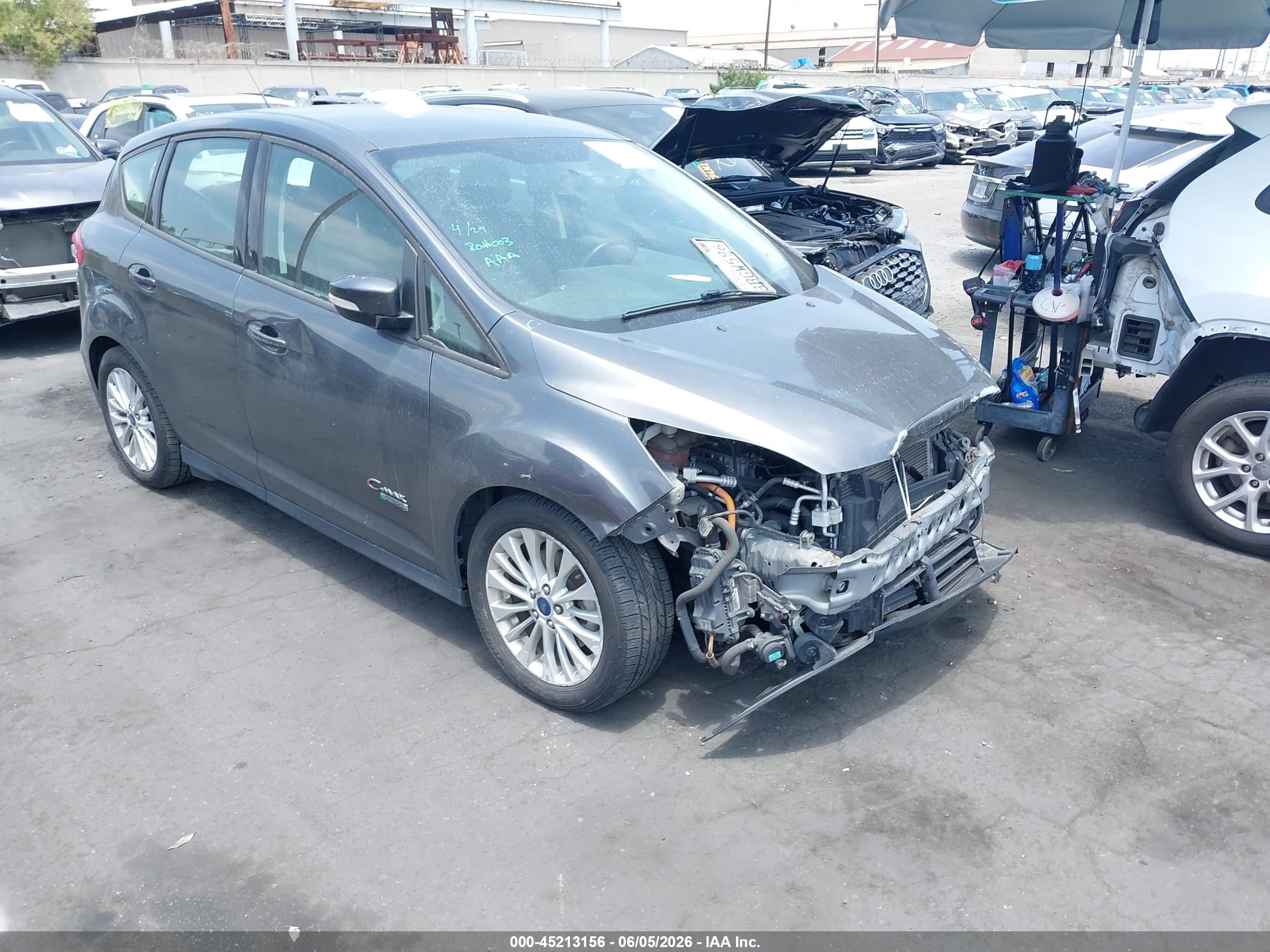 2017 Ford C-Max SE, VIN 1FADP5EU2HL115950 — Фото с аукциона