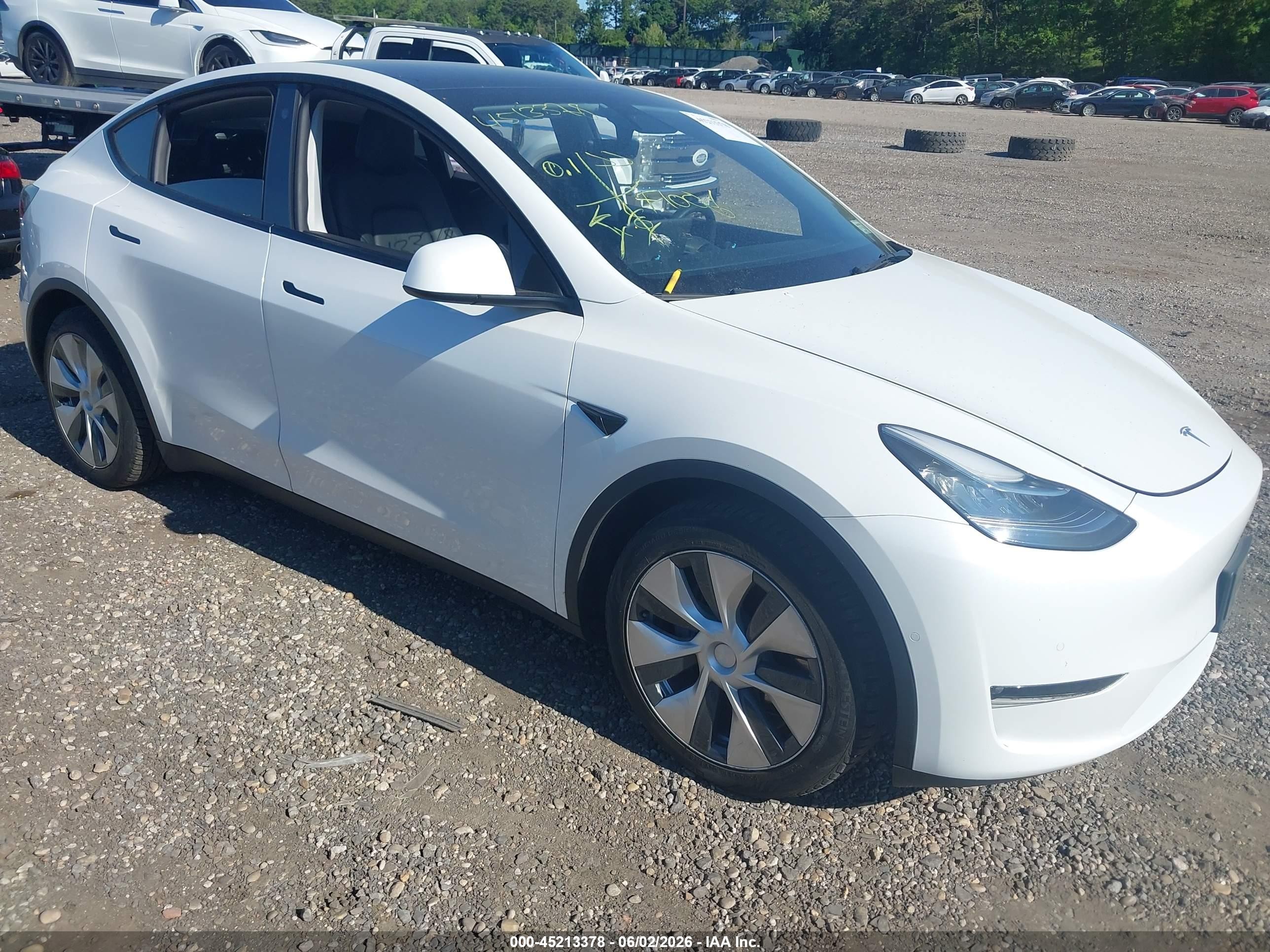 2021 Tesla Model Y Long Range, VIN 5YJYGDEE5MF266132 — Water / flood