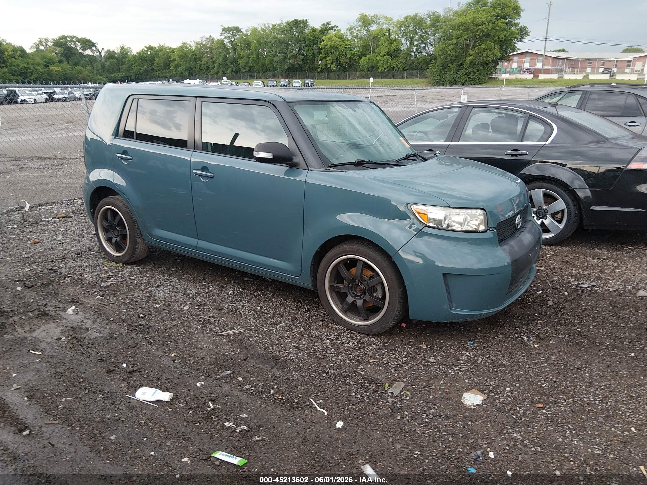 2008 Scion xB, VIN JTLKE50E681018032 — Normal wear