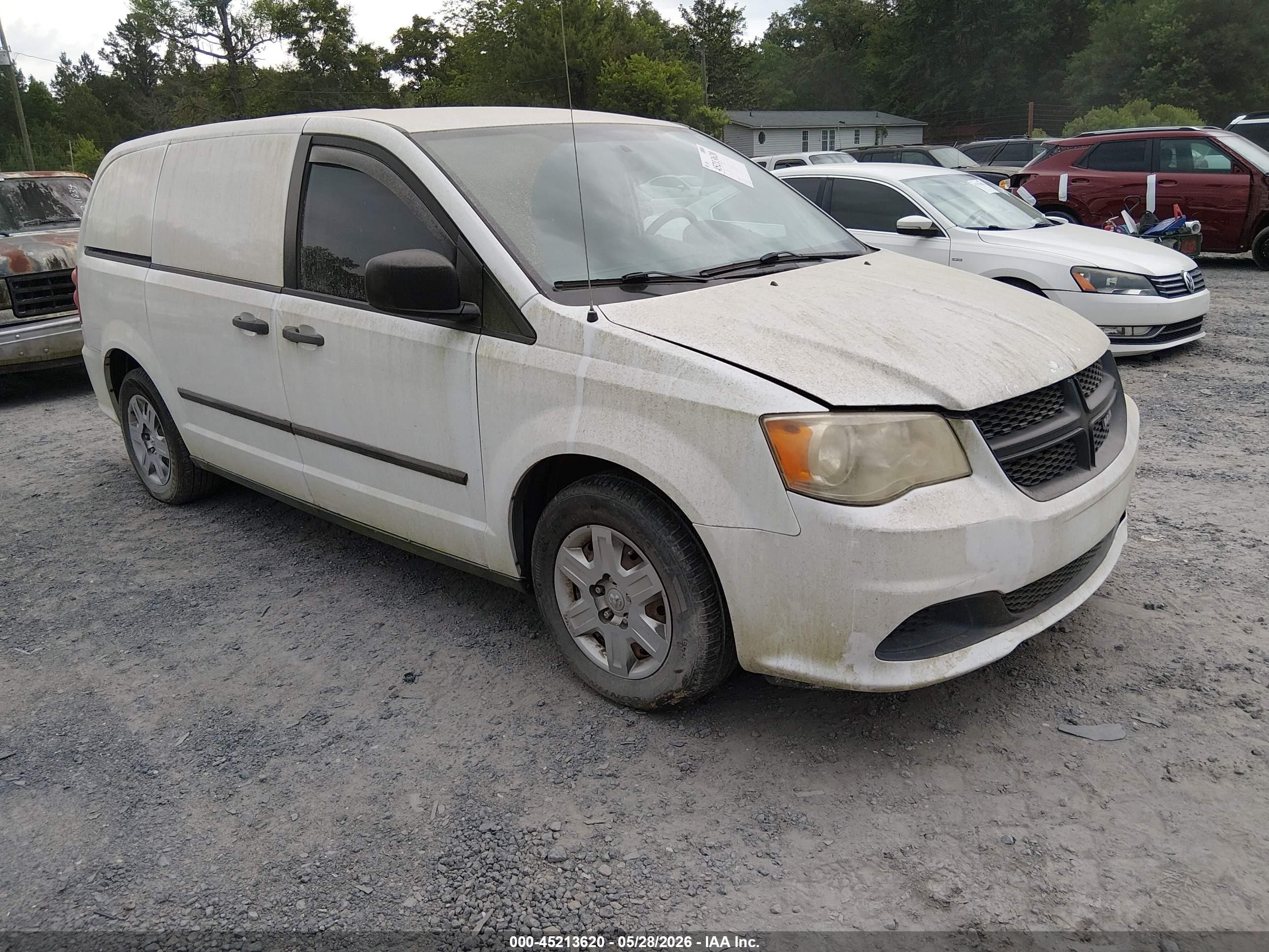2014 Ram Cargo Van Tradesman, VIN 2C4JRGAG4ER113672 — Normal wear