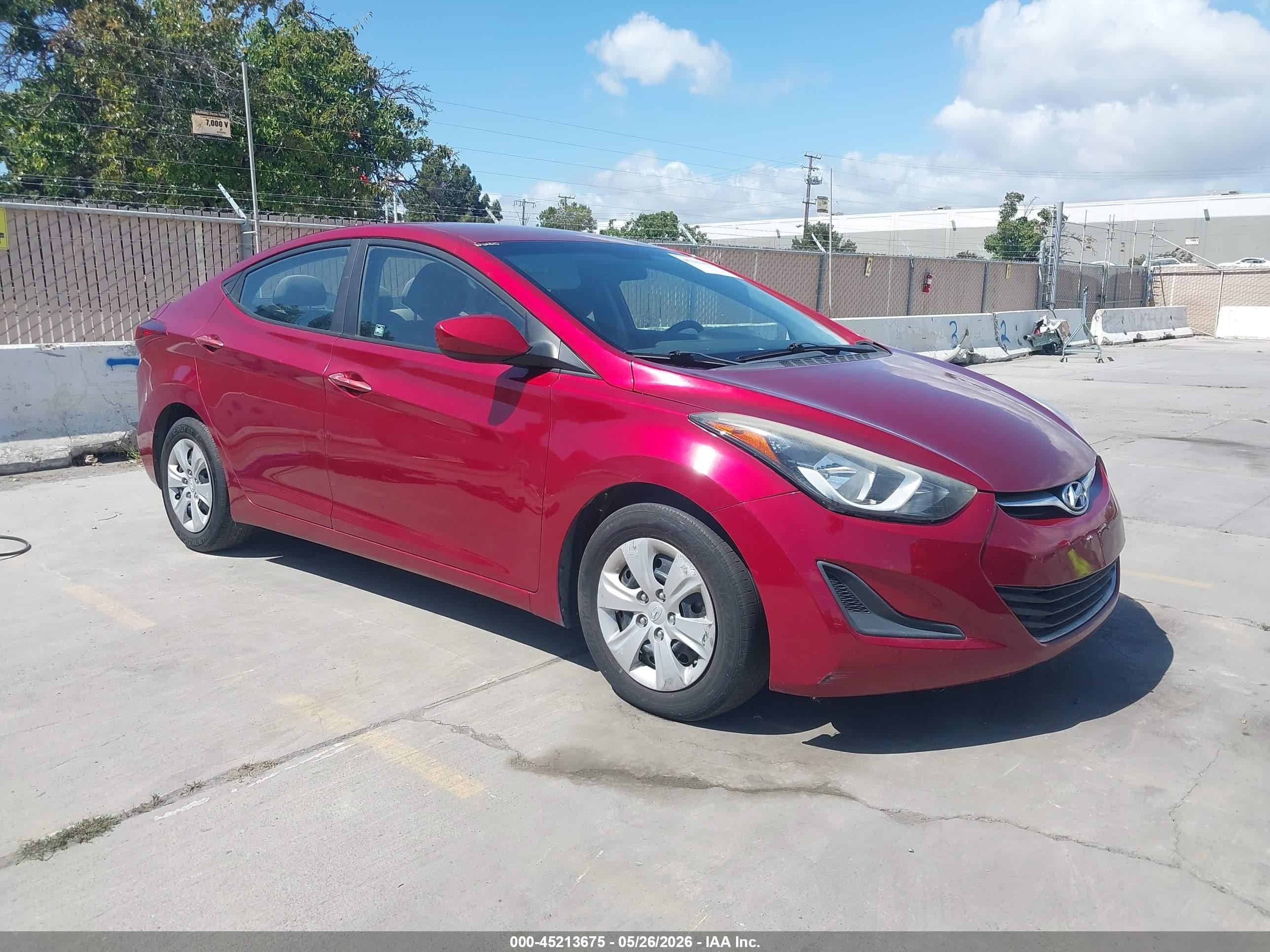 2016 Hyundai Elantra SE, VIN 5NPDH4AE5GH708298 — Normal wear