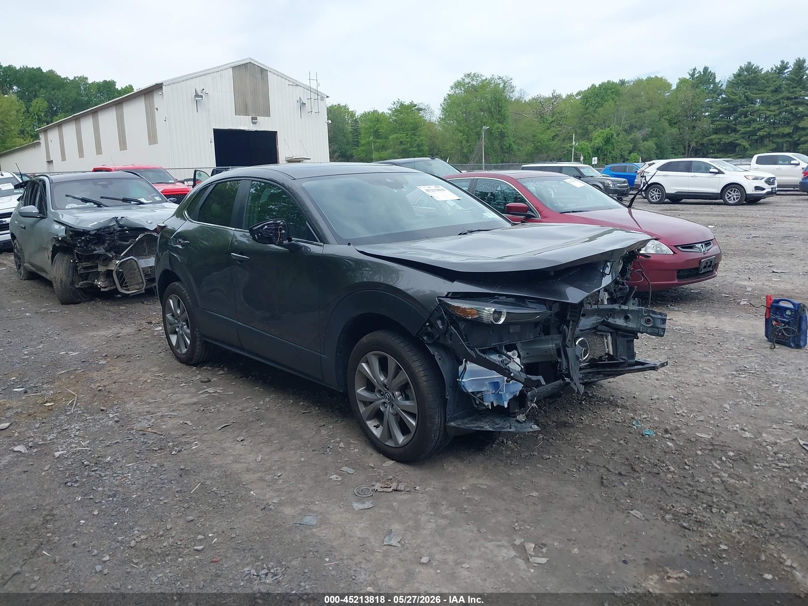 2021 Mazda CX-30 Preferred, VIN 3MVDMBCL0MM302526 — Front end