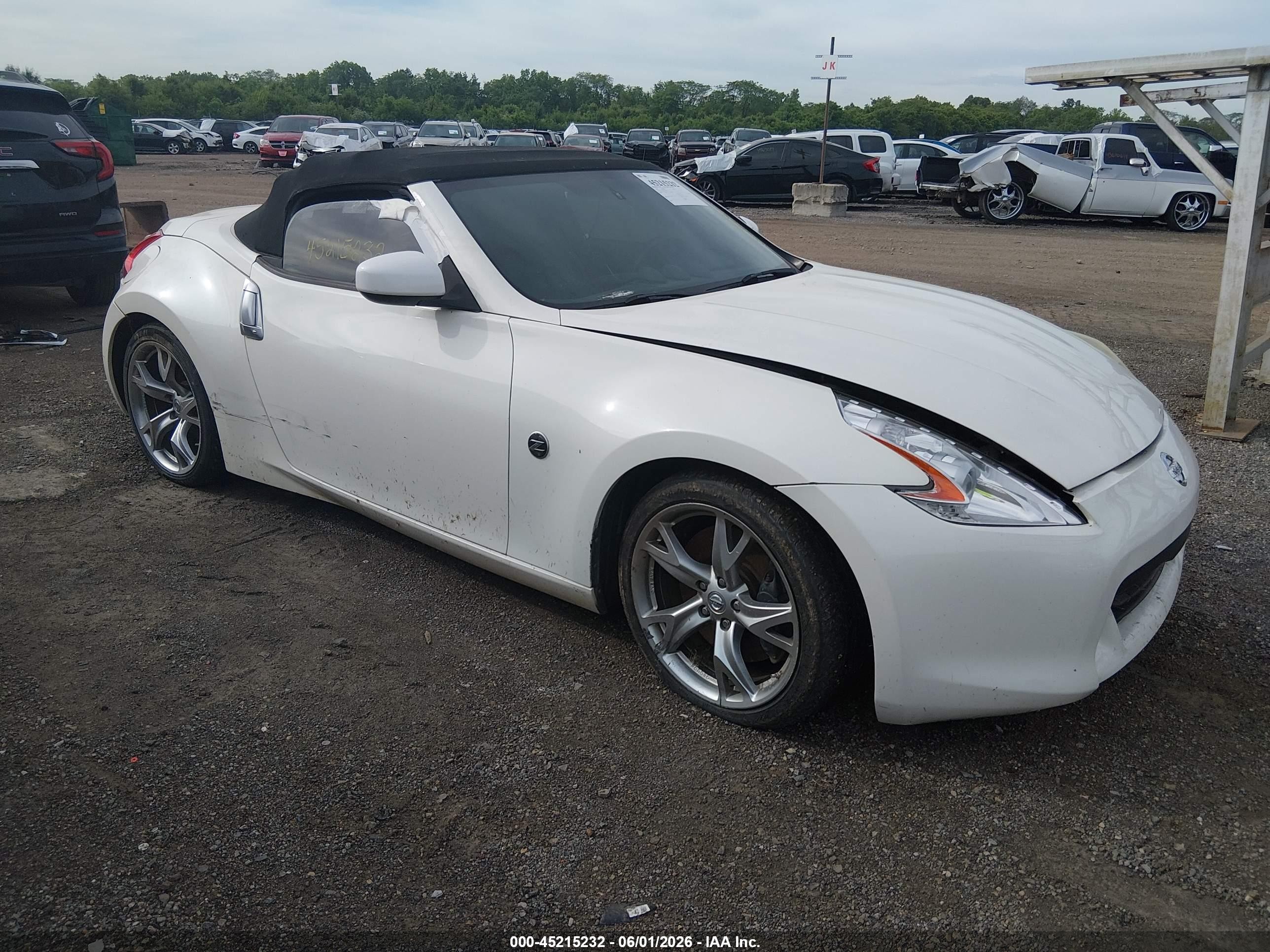 2010 Nissan 370Z Touring, VIN JN1AZ4FH8AM302342 — Normal wear
