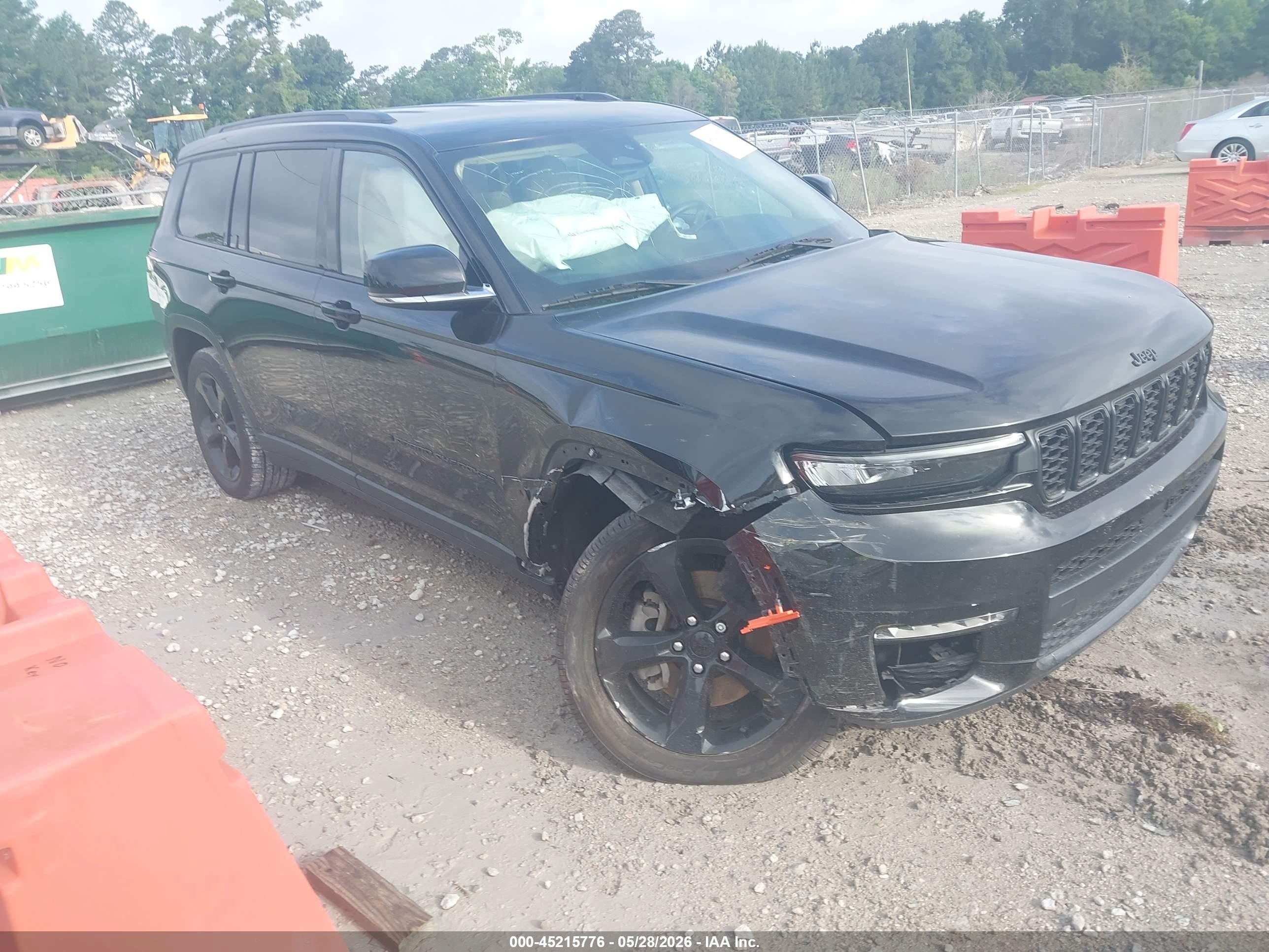 2022 Jeep Grand Cherokee Limited, VIN 1C4RJJBG6N8528705 — Undercarriage