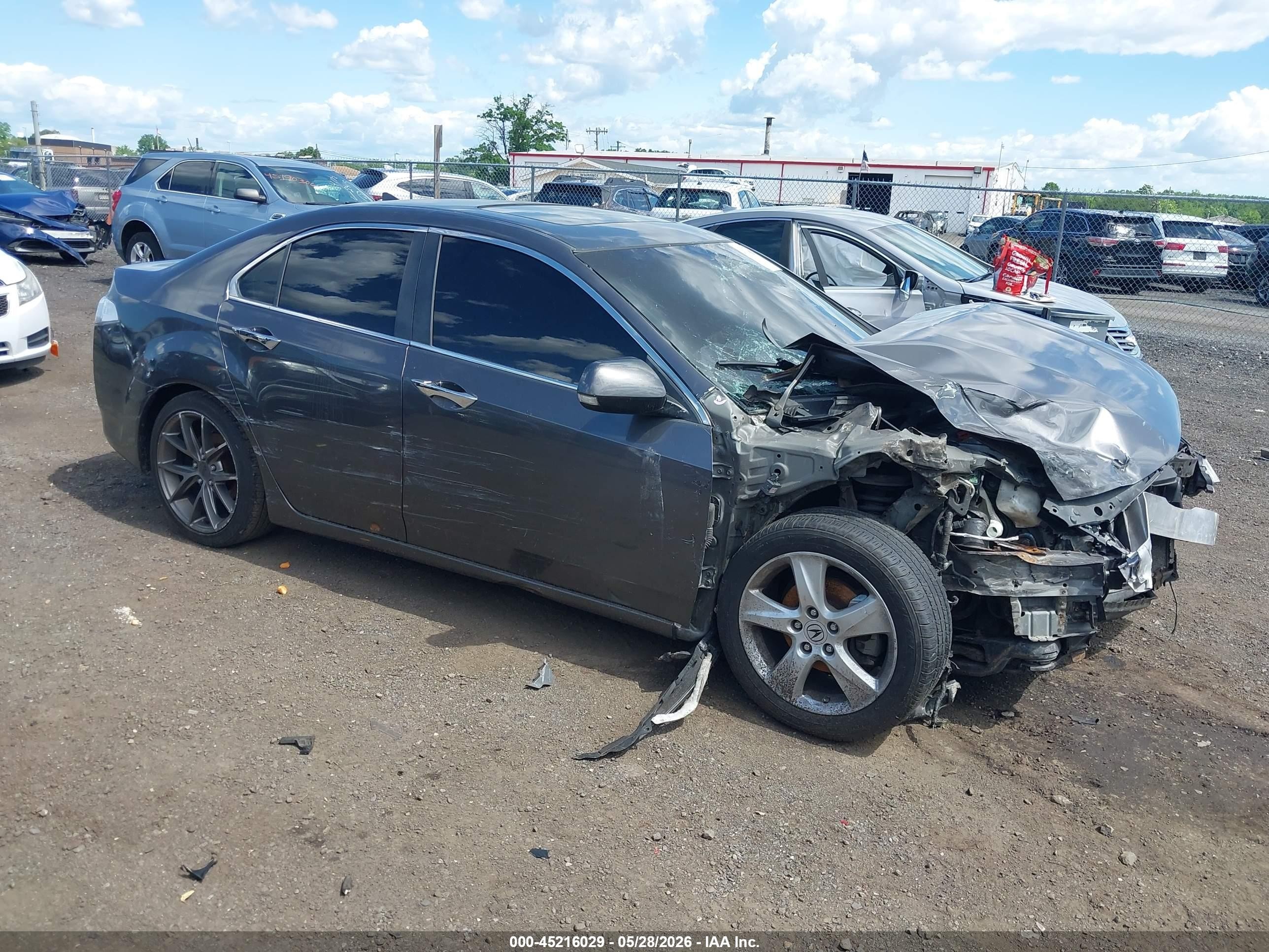 2010 Acura TSX, VIN JH4CU2F69AC024515 — Side