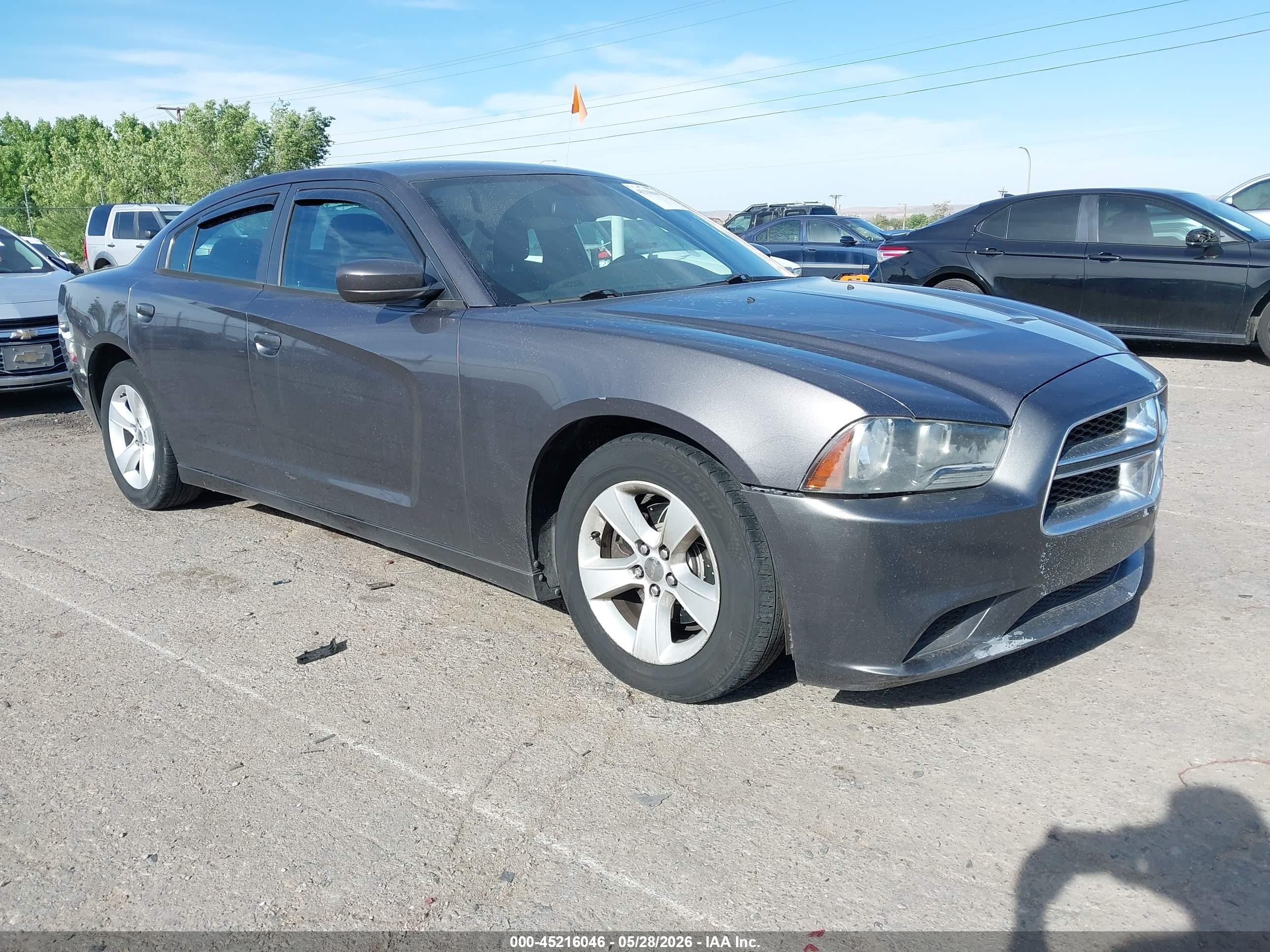 2013 Dodge Charger SE, VIN 2C3CDXBGXDH729830 — Side