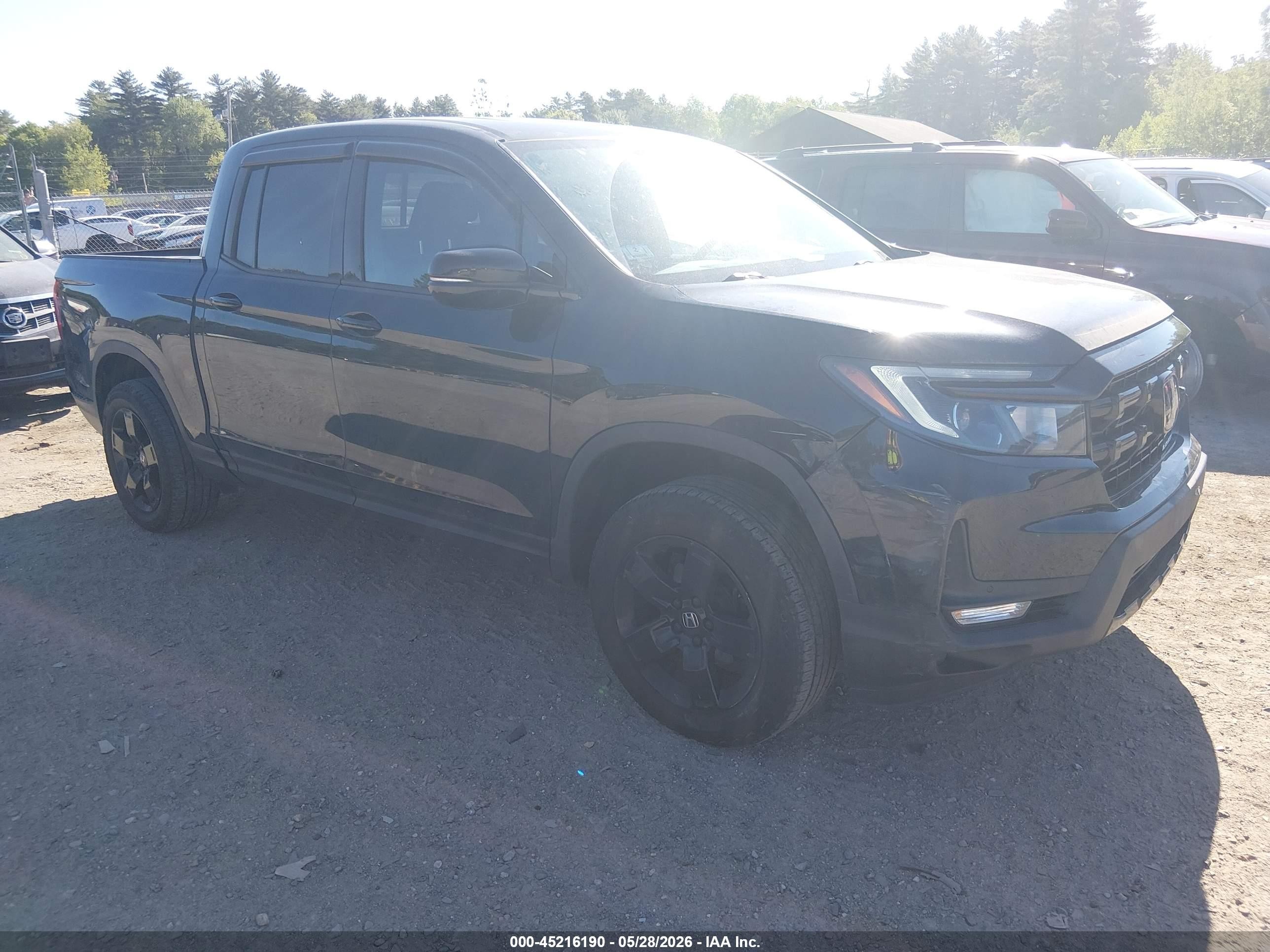 2024 Honda Ridgeline Black Edition, VIN 5FPYK3F83RB000771 — Rear end
