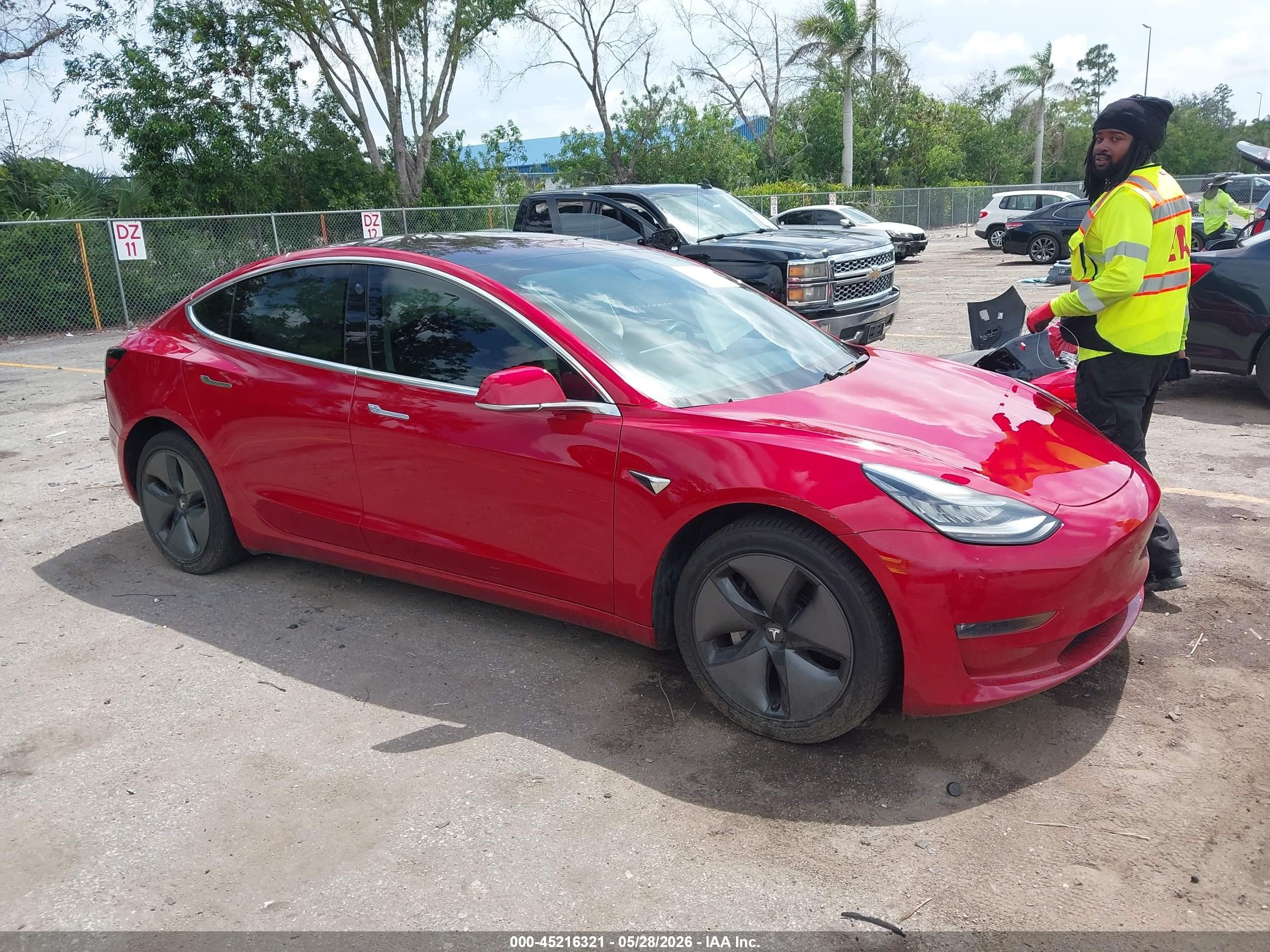 2018 Tesla Model 3 Long Range Battery, VIN 5YJ3E1EA8JF016777 — Front end