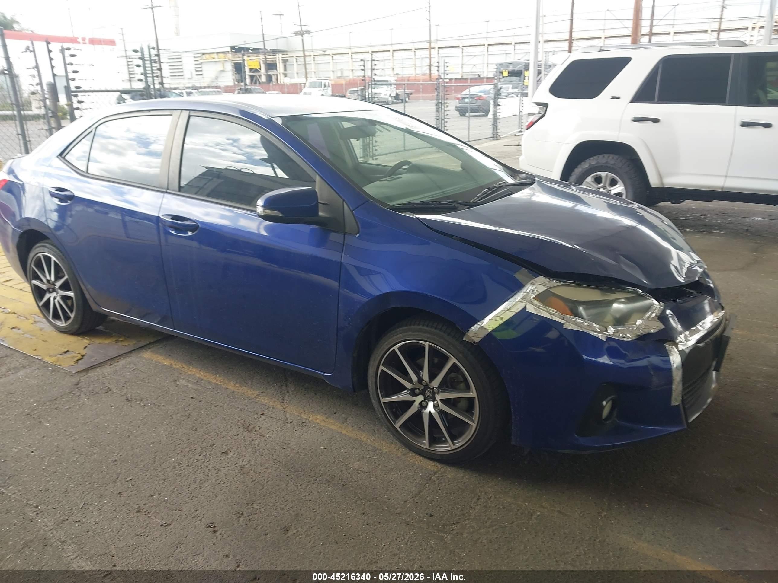 2014 Toyota Corolla S Plus, VIN 5YFBURHE7EP162223 — Front end