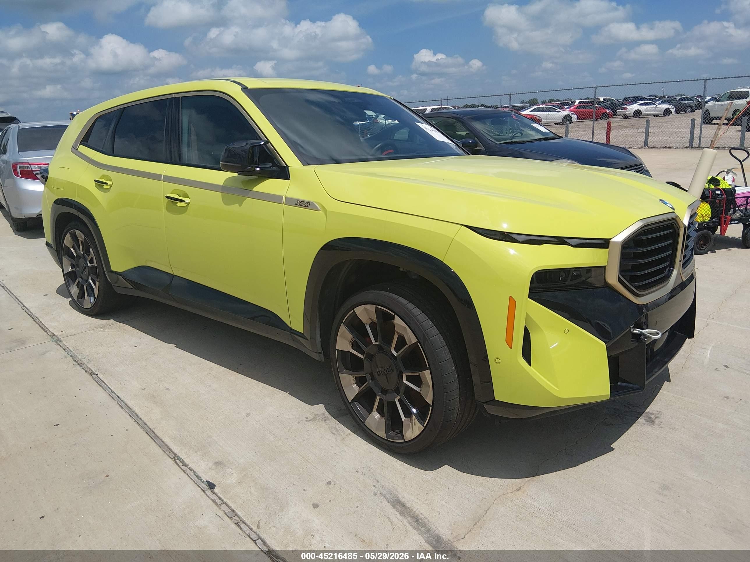 2024 BMW XM, VIN 5YM23CS01R9V51522 — Rear end