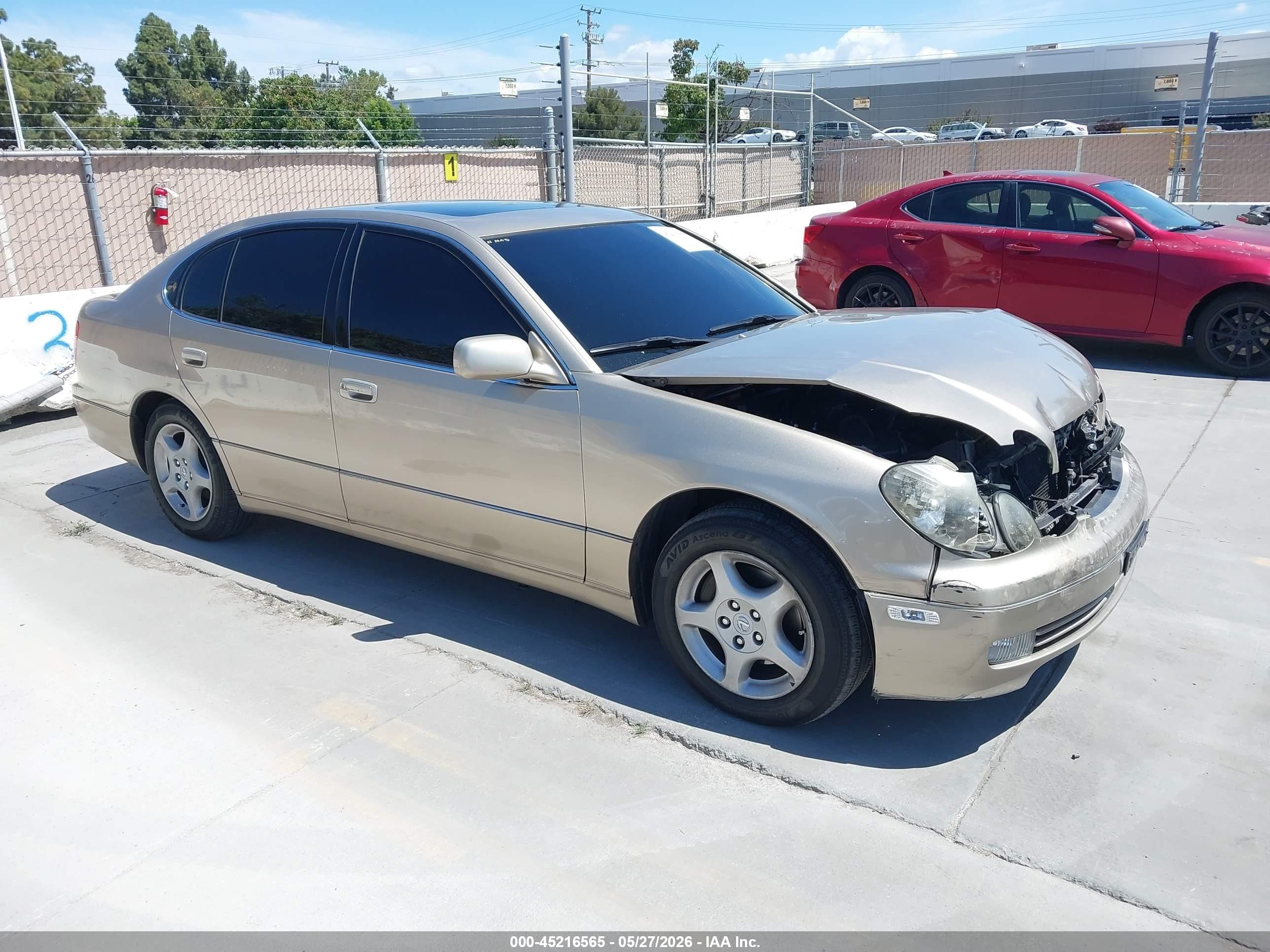 1999 Lexus GS 300, VIN JT8BD68S3X0045917 — Перед