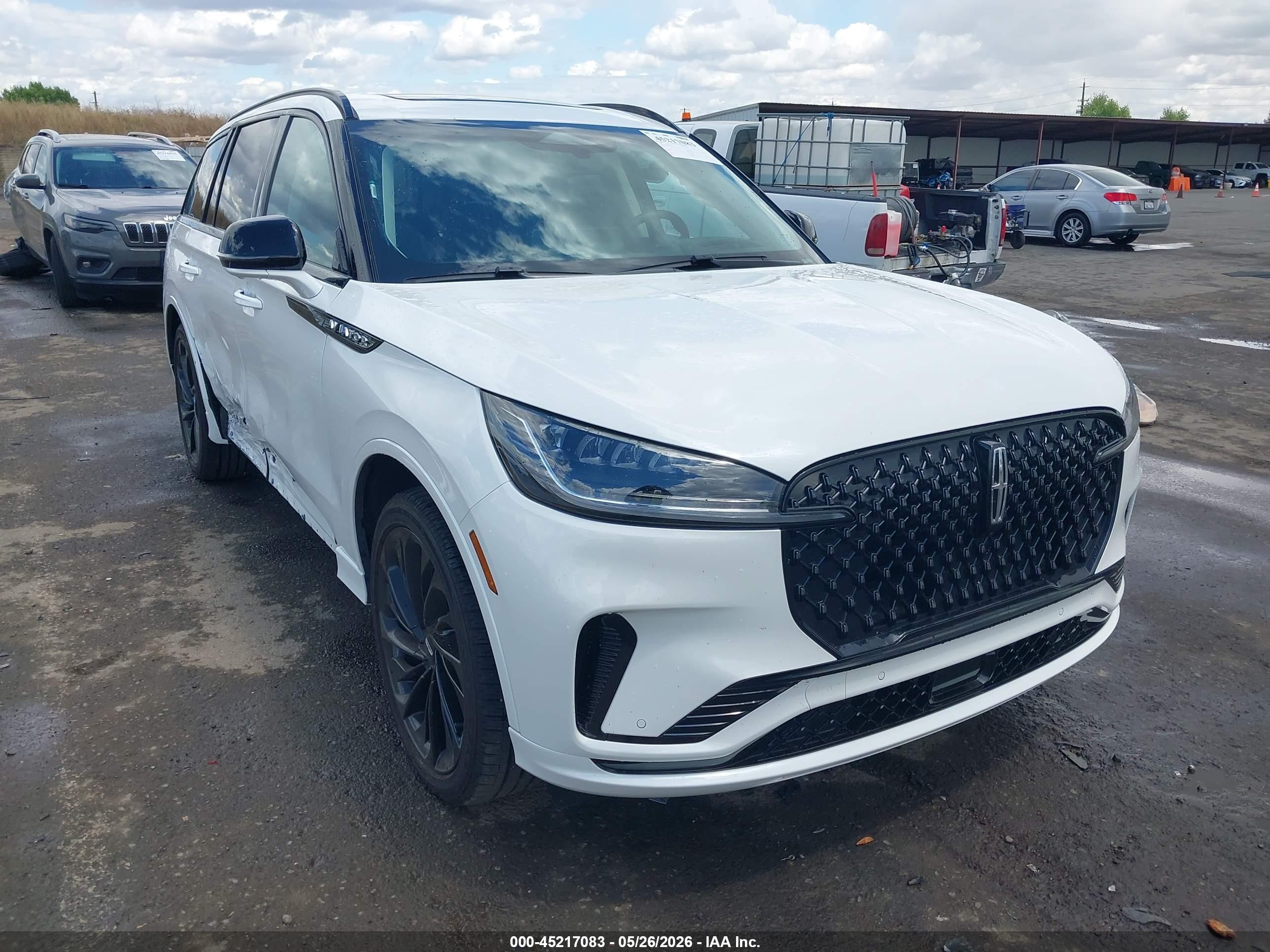 2025 Lincoln Aviator Reserve, VIN 5LM5J7XC0SGL19512 — Side