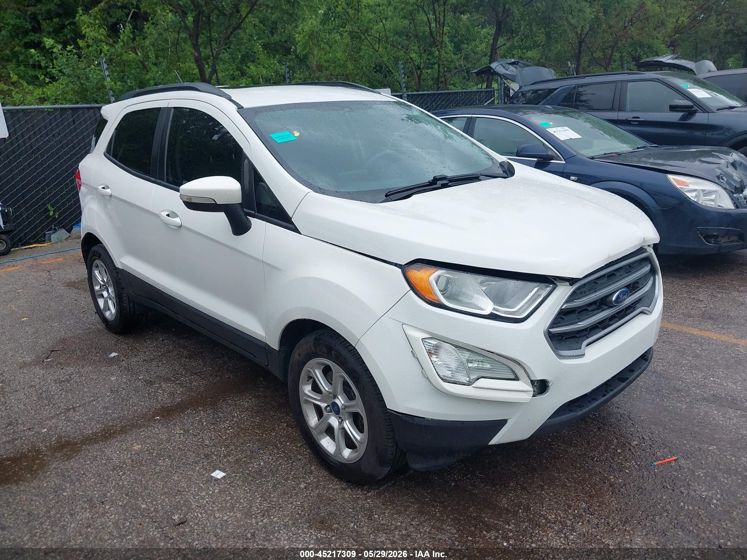 2018 Ford EcoSport SE, VIN MAJ3P1TE8JC206775 — Front end
