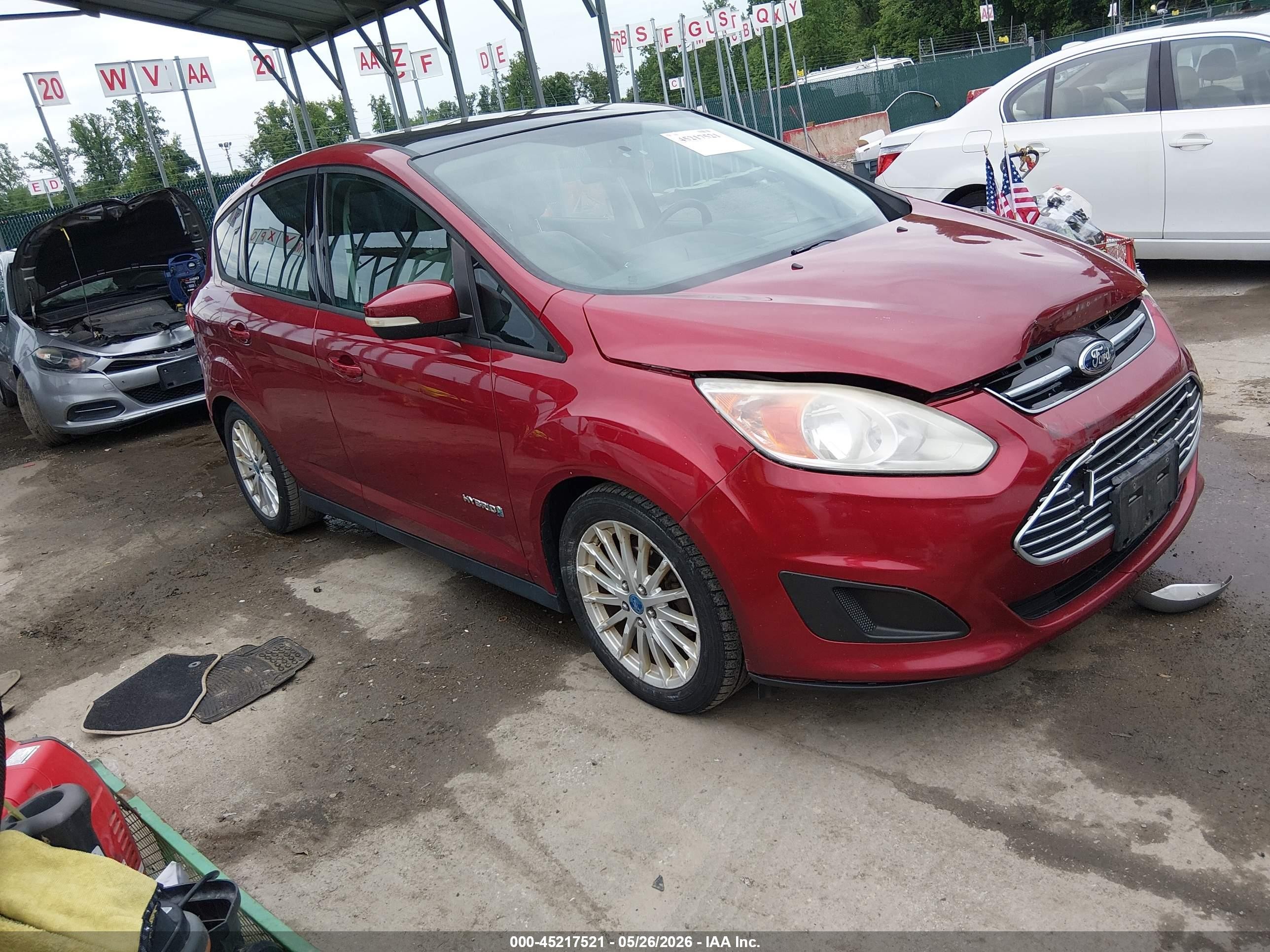 2013 Ford C-Max SE, VIN 1FADP5AU2DL526801 — Front end