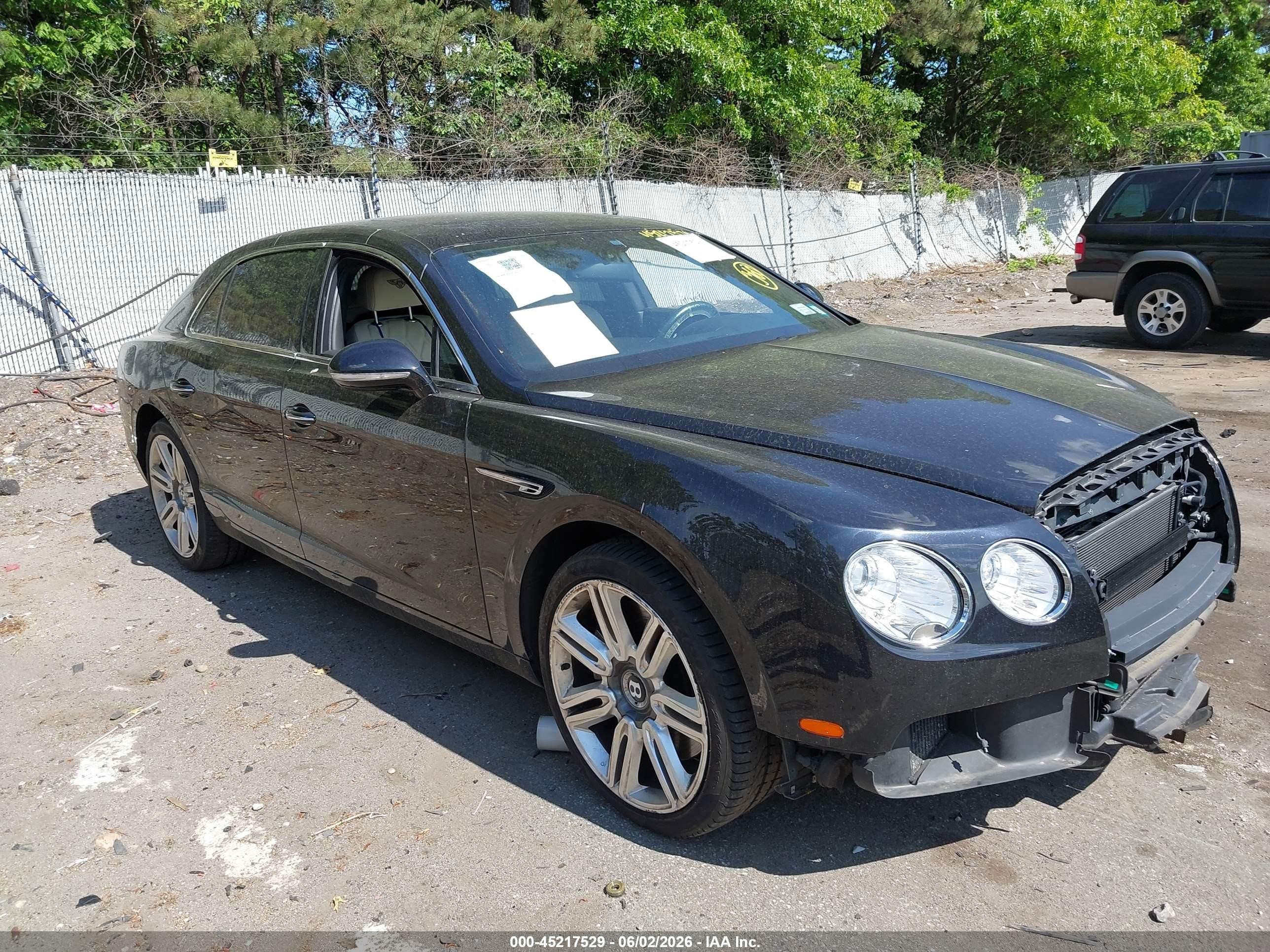 2016 Bentley Flying Spur W12, VIN SCBEC9ZA9GC057693 — Front end