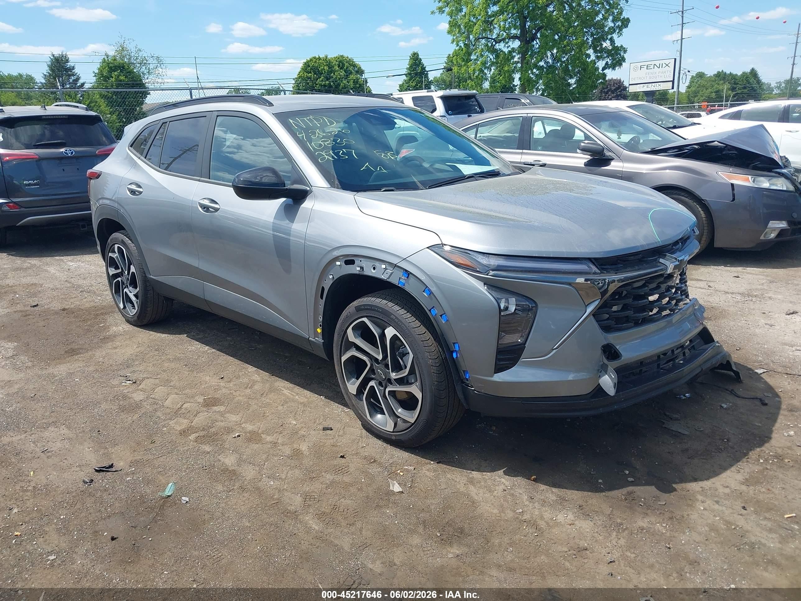 2025 Chevrolet Trax 2RS, VIN KL77LJEP2SC272937 — Front end