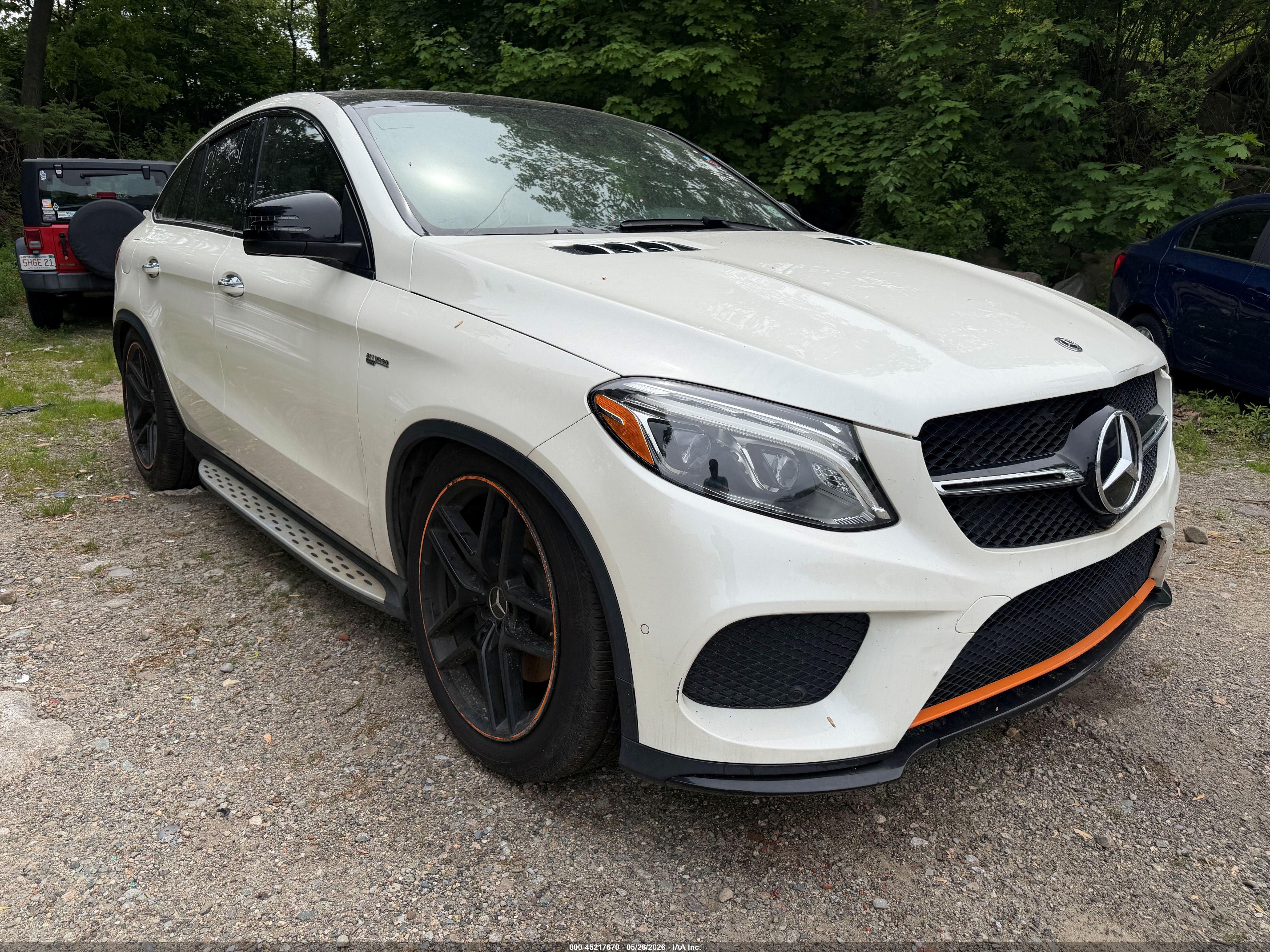 2019 Mercedes-Benz GLE 43 AMG, VIN 4JGED6EB2KA147842 — Auction photo