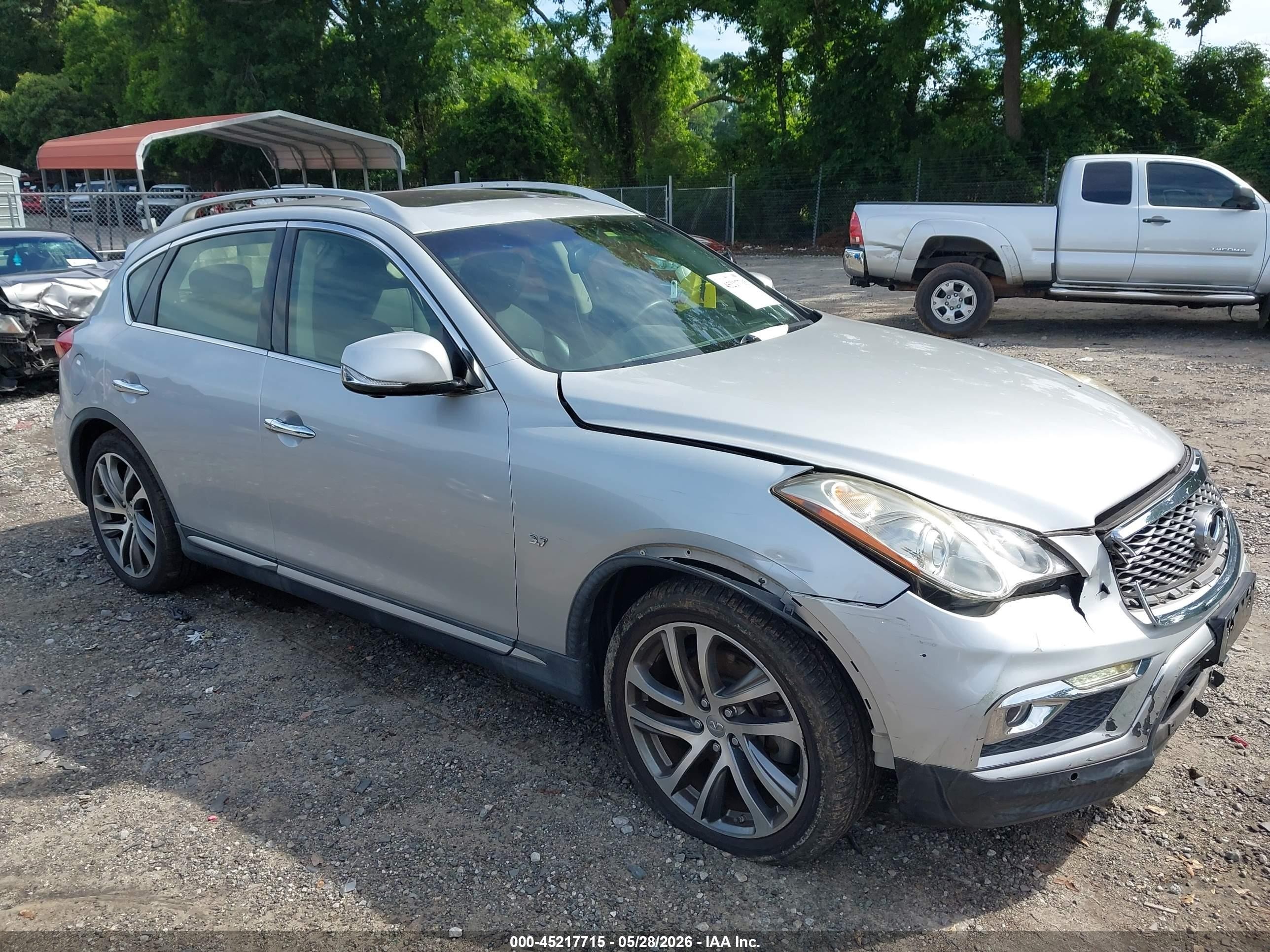 2017 Infiniti QX50, VIN JN1BJ0RP6HM383830 — Front end